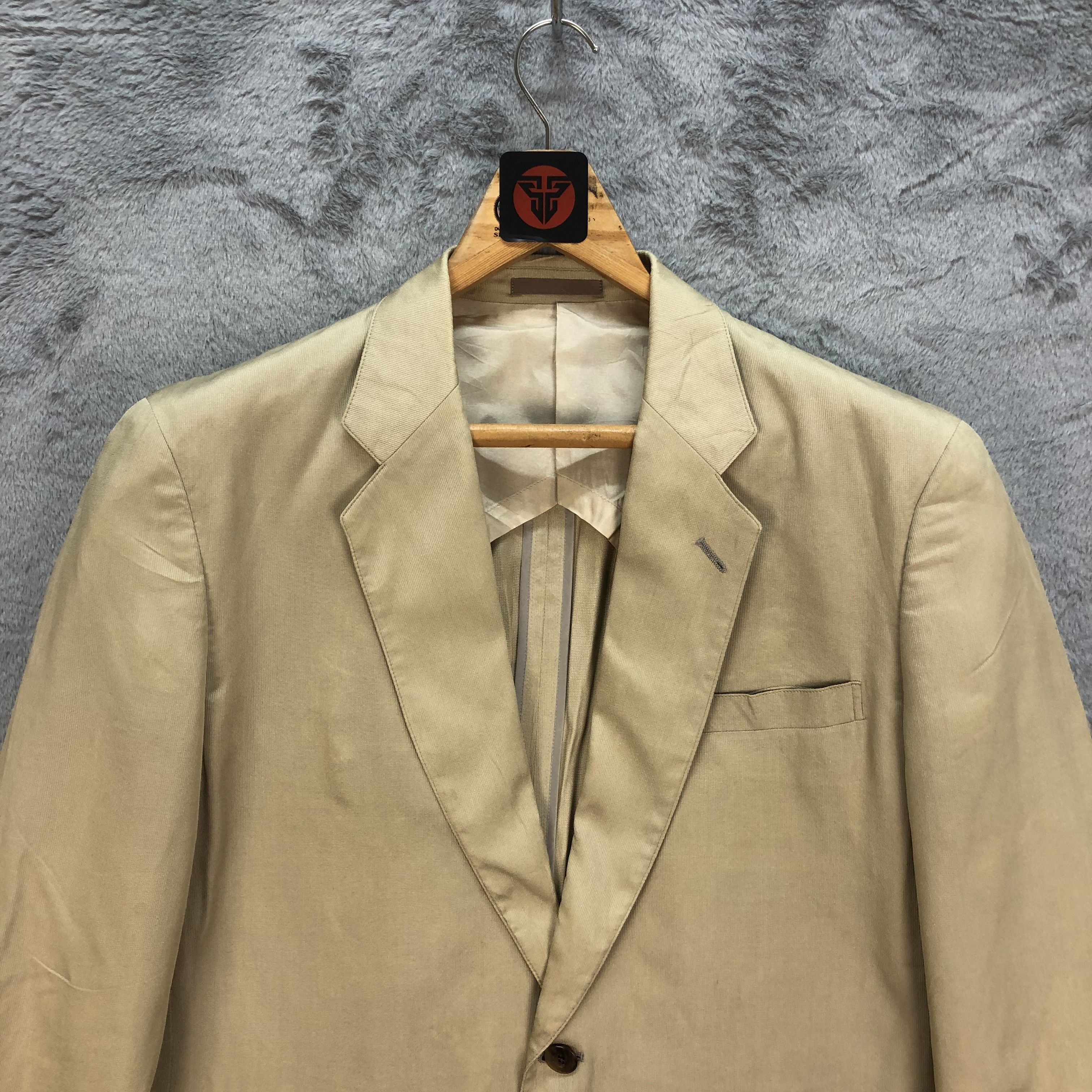 Burberry Vintage Burberry Beige Suit Jacket / Blazer #6185-52 Size US M / EU 48-50 / 2 - 2 Thumbnail