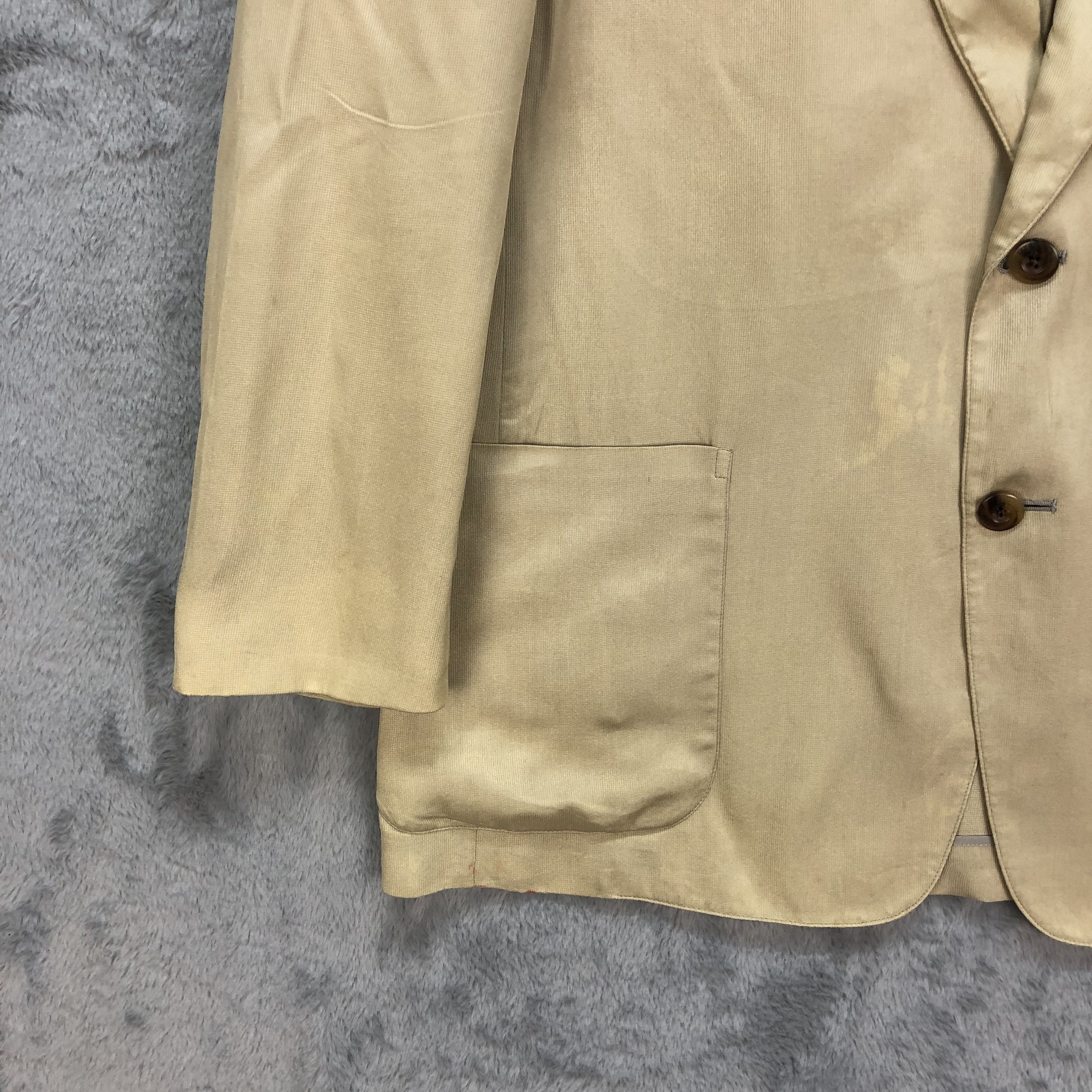 Burberry Vintage Burberry Beige Suit Jacket / Blazer #6185-52 Size US M / EU 48-50 / 2 - 5 Thumbnail