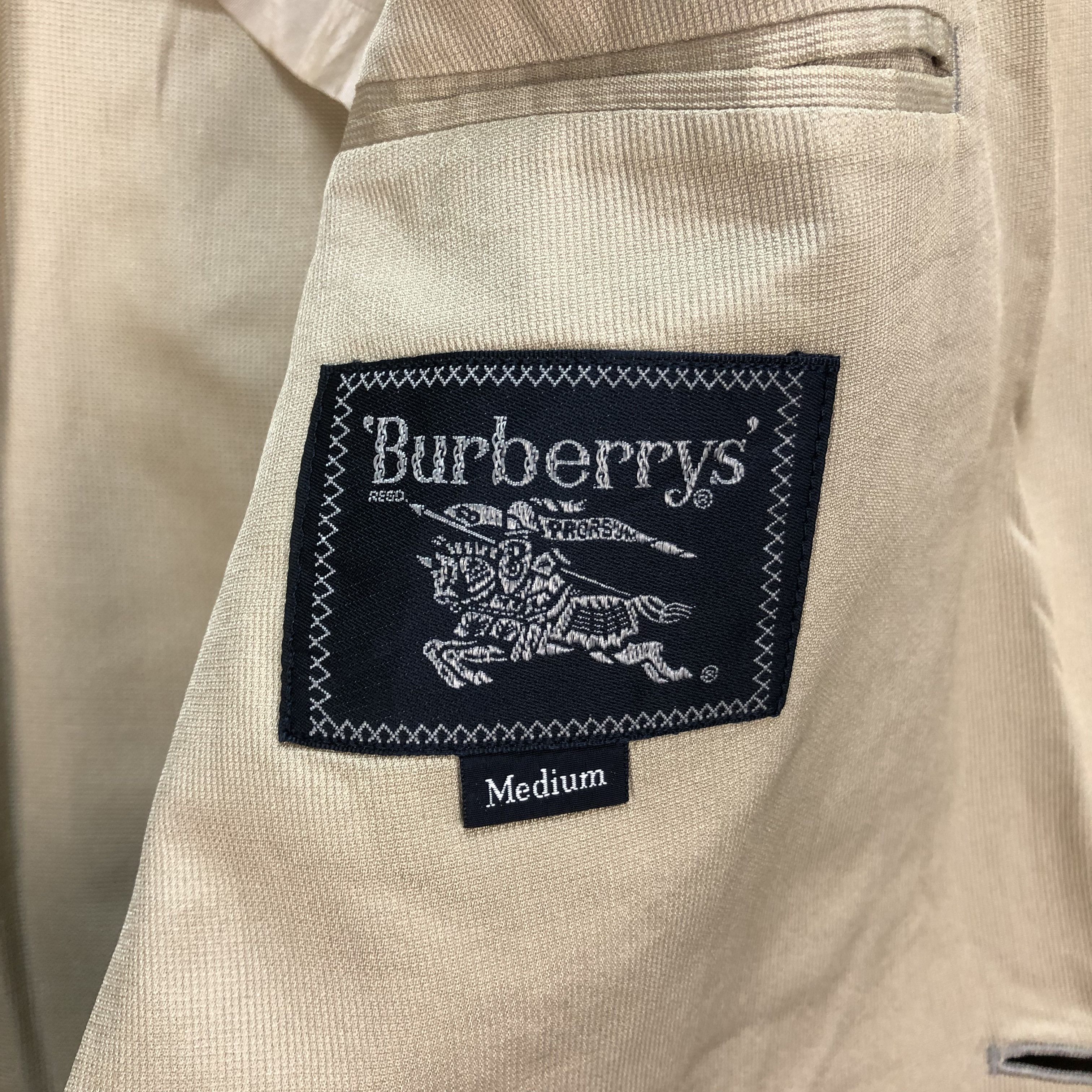 Burberry Vintage Burberry Beige Suit Jacket / Blazer #6185-52 Size US M / EU 48-50 / 2 - 10 Thumbnail