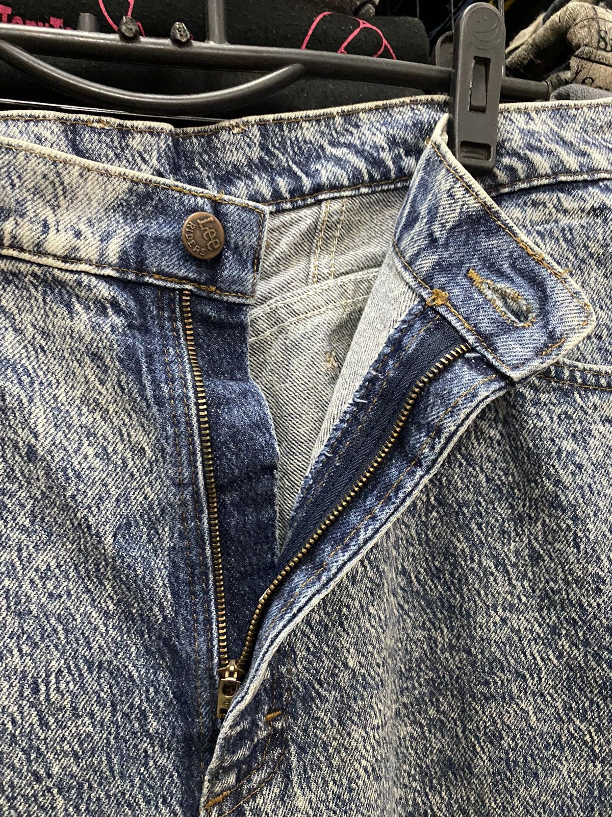Lee × Vintage 🔥RARE🔥VINTAGE 80’s LEE MADE USA DISTRESSED DENIM Size US 32 / EU 48 - 11 Thumbnail