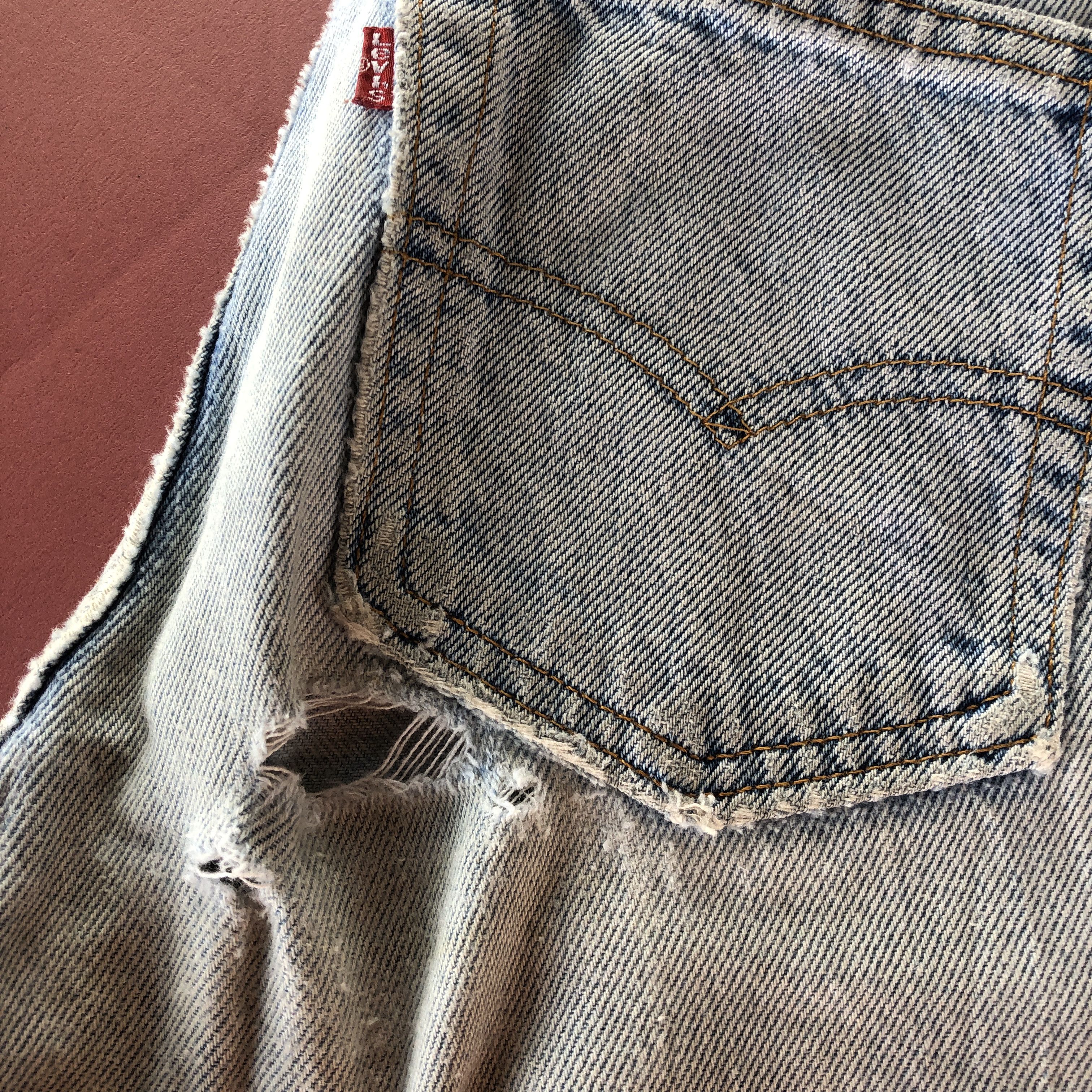 Levi's × Vintage Vintage Distressed 90s Levi's 550 Sun Faded Jeans Denim Size 26" / US 2 / IT 38 - 11 Thumbnail
