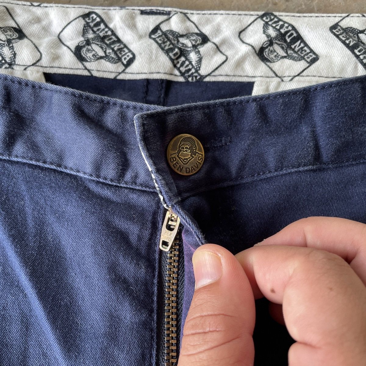 Ben Davis Vintage Ben Davis Faded Blue Crops Trousers Casusal Pants Size US 34 / EU 50 - 7 Thumbnail