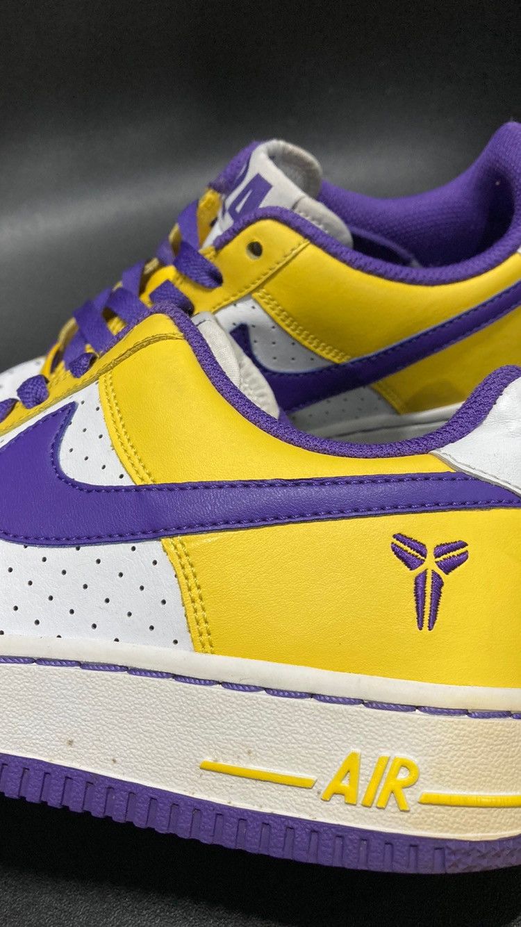 Nike Air Force 1 Low 2009 “Kobe Bryant” GS Size US 5.5 / EU 38 - 9 Thumbnail