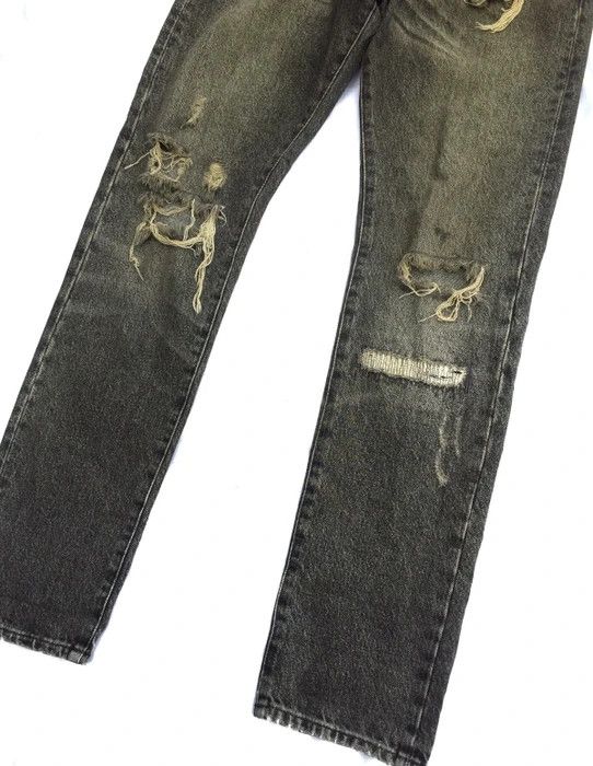 Japanese Brand RARE!!! Distressed Denim Tapered Leg Denim Size US 33 - 8 Thumbnail