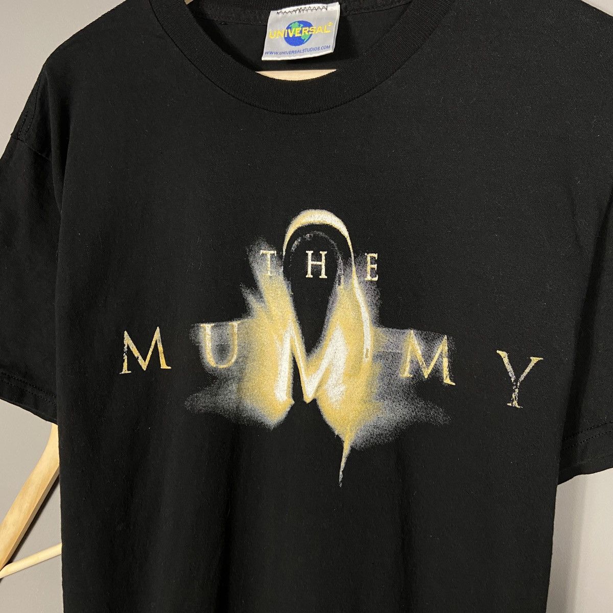Vintage Vintage Universal The Mummy Brandan Fraser movie t-shirt Size US L / EU 52-54 / 3 - 5 Thumbnail