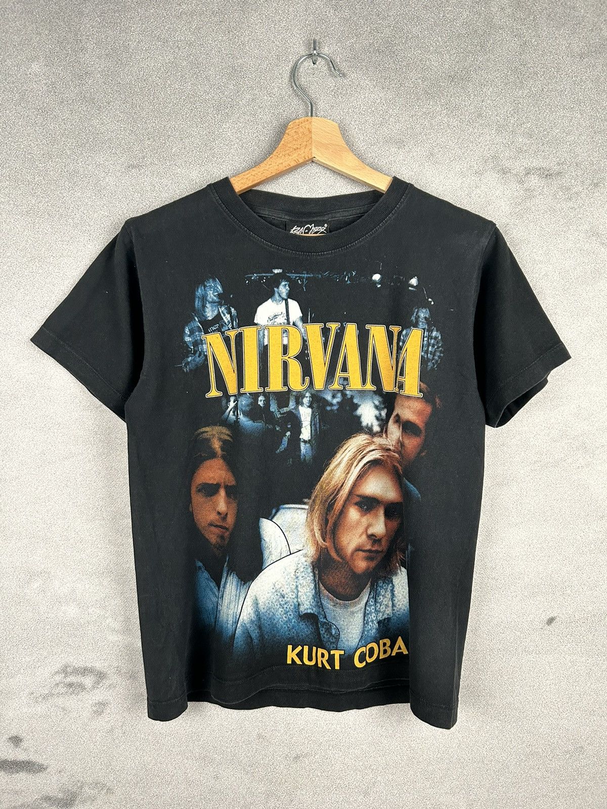 Band Tees × Vintage Vintage Nirvana Kurt Cobain Rock Band Tee Graphic Grunge Size US S / EU 44-46 / 1 - 1 Thumbnail