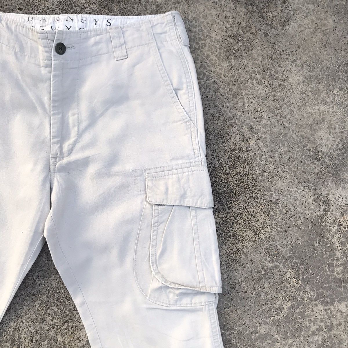 Barneys New York Vintage Barneys New York 30x31 Multi-pocket Cargo Pants Size US 30 / EU 46 - 5 Thumbnail