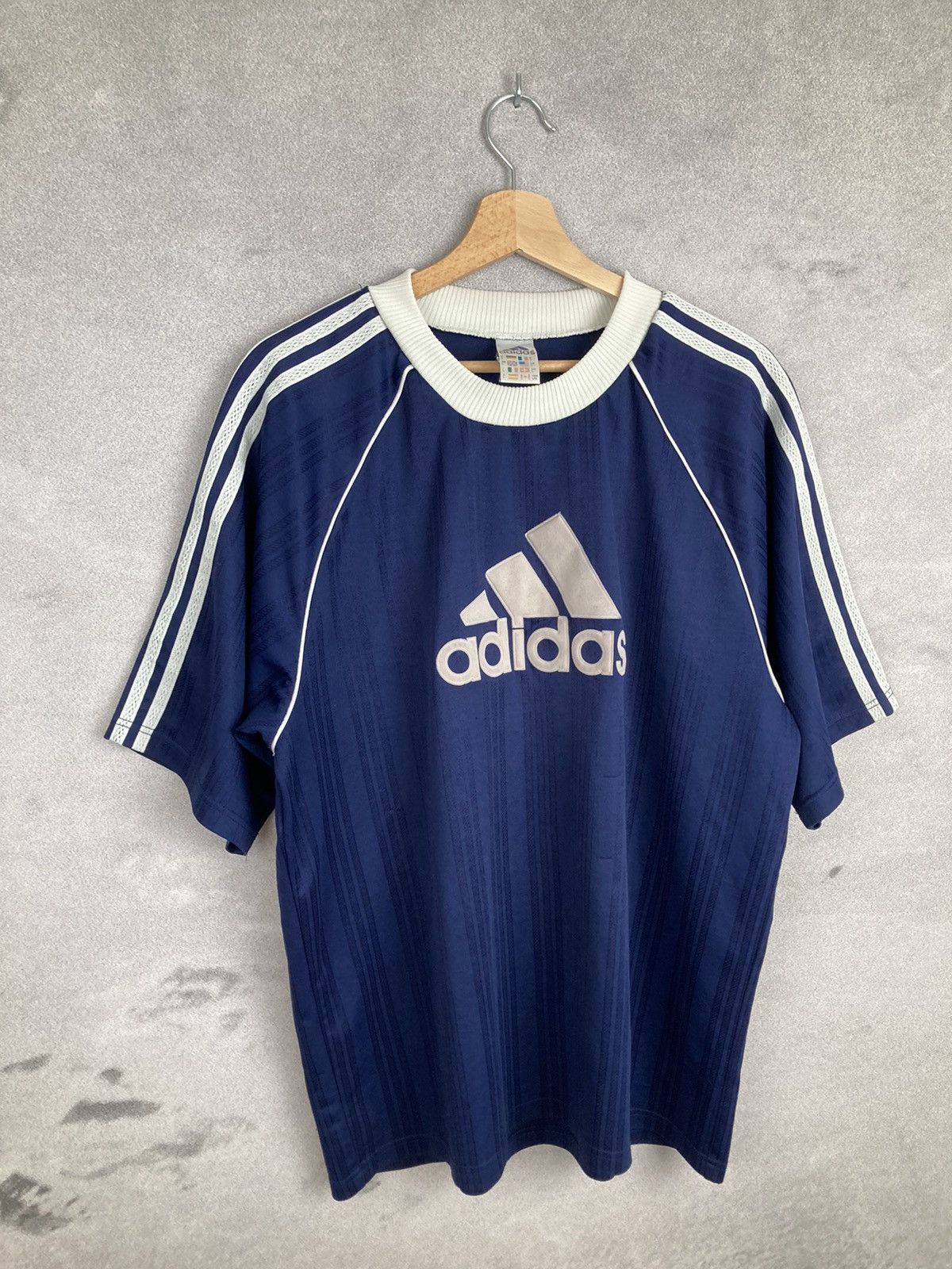 Adidas × Vintage Vintage Adidas 90s Big Logo Retro Size US L / EU 52-54 / 3 - 4 Thumbnail