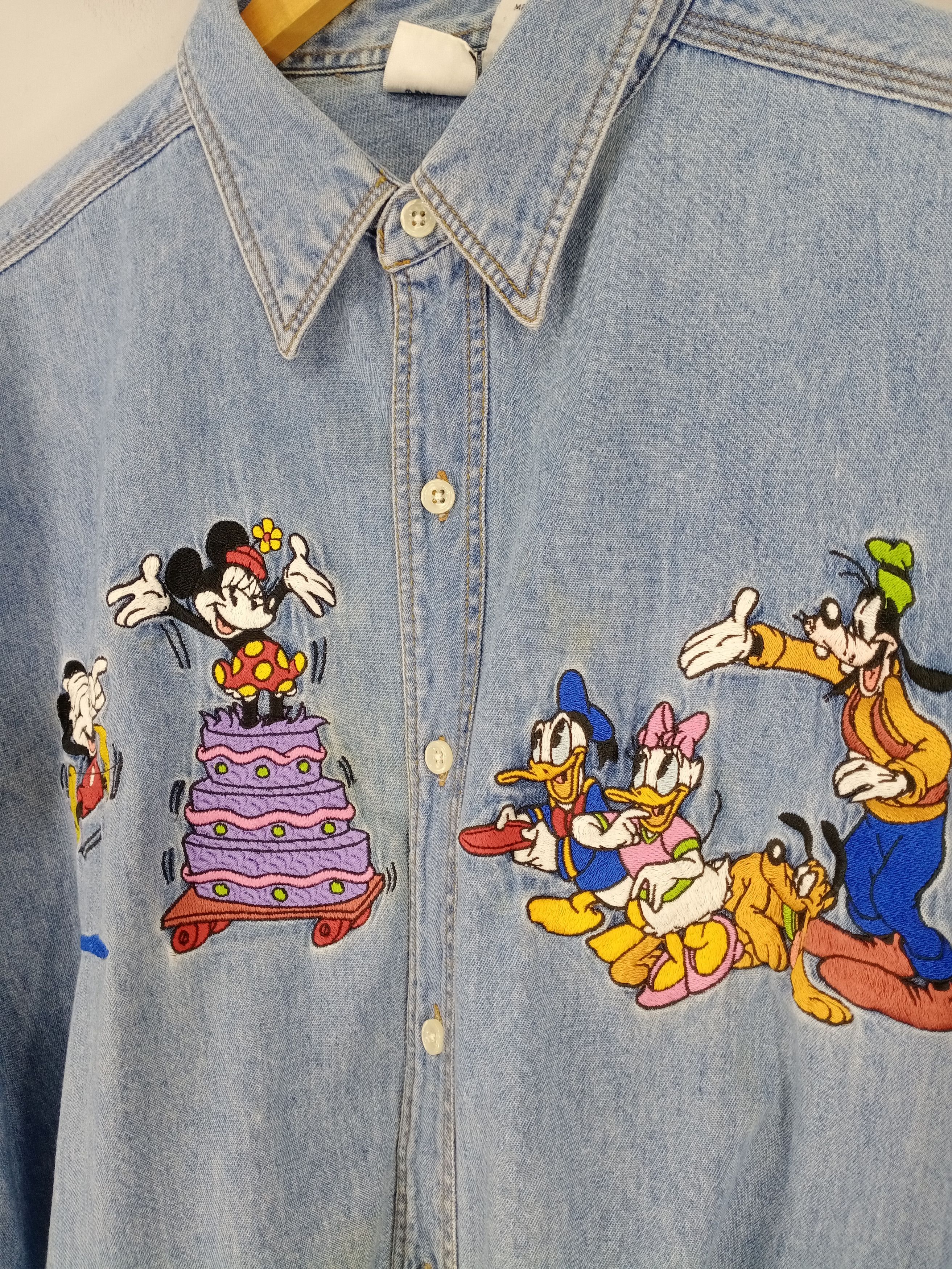 Disney 💥RARE💥Vintage 90s Disney Embroidery Button Ups Denim Shirt Size US L / EU 52-54 / 3 - 5 Thumbnail