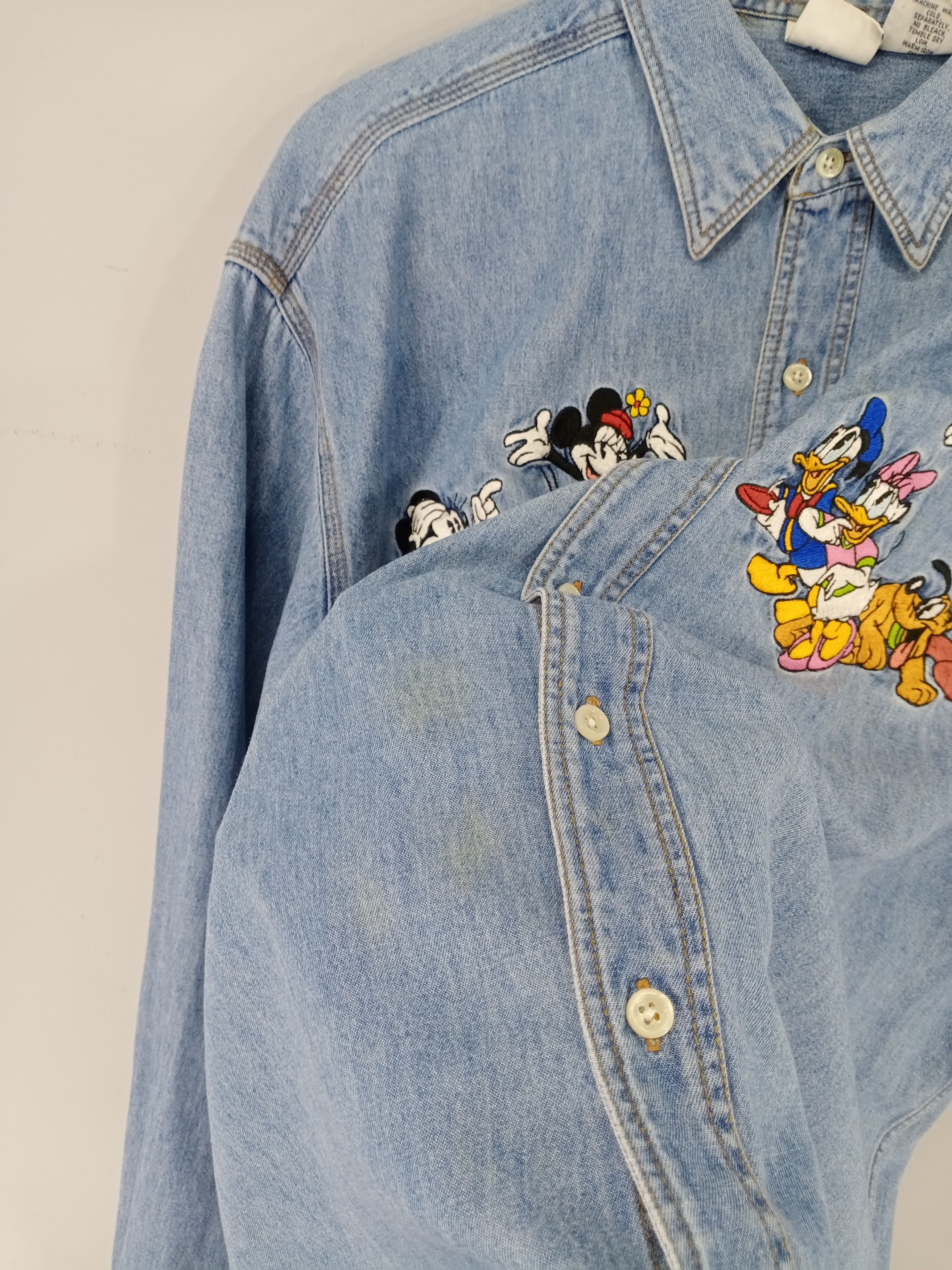 Disney 💥RARE💥Vintage 90s Disney Embroidery Button Ups Denim Shirt Size US L / EU 52-54 / 3 - 7 Thumbnail