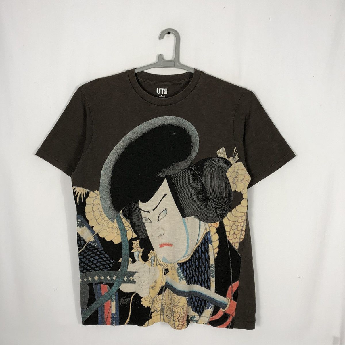 Japanese Brand × Uniqlo Rare Uniqlo Art Graphic Of Kabuki Samurai Warriors Tee Size US L / EU 52-54 / 3 - 1 Thumbnail