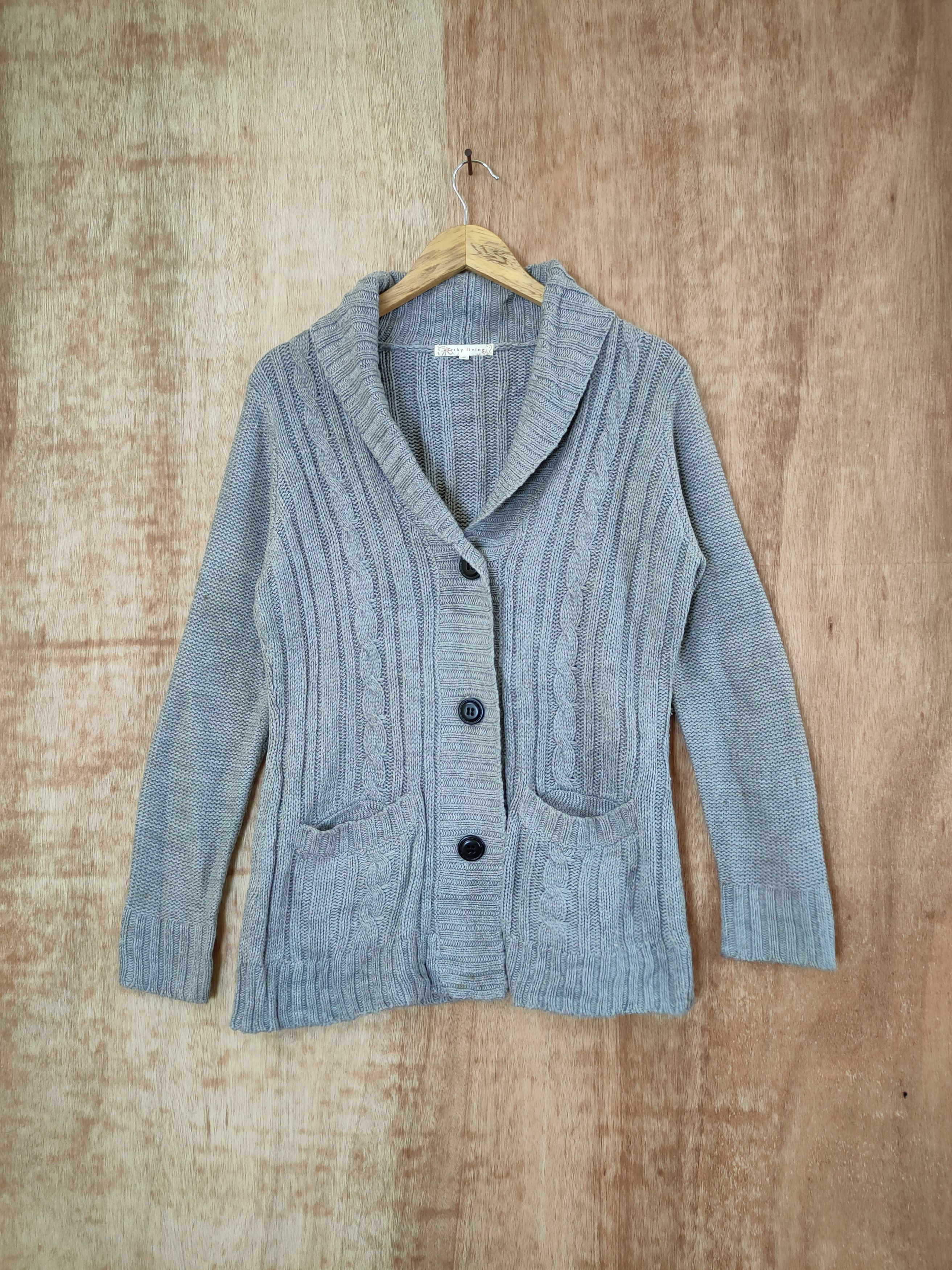image of Aran Isles Knitwear x Cardigan Earthy Living Cardigan Cable Knitwear Japan 46-680 in Grey (Size Med