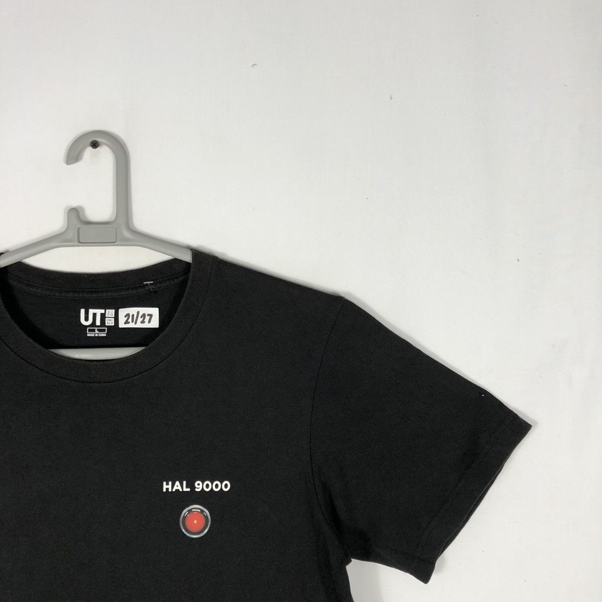 Uniqlo Stanley Kubrick 2001:Space Odyssey Promo Movie Tee Size US L / EU 52-54 / 3 - 4 Thumbnail