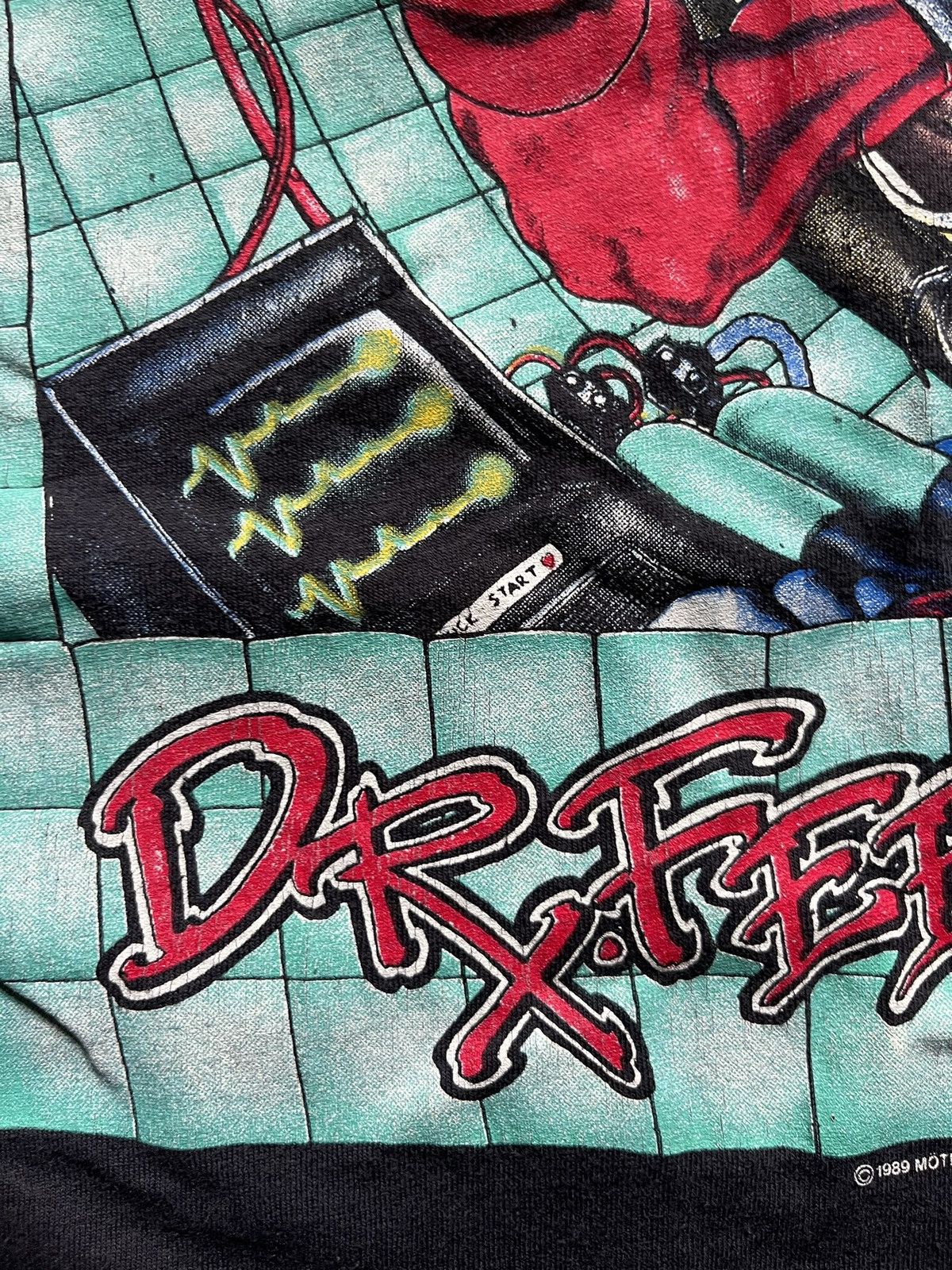 Vintage Vintage 1989 Motley Crue Dr Feelgood Shirt Size US M / EU 48-50 / 2 - 18 Thumbnail