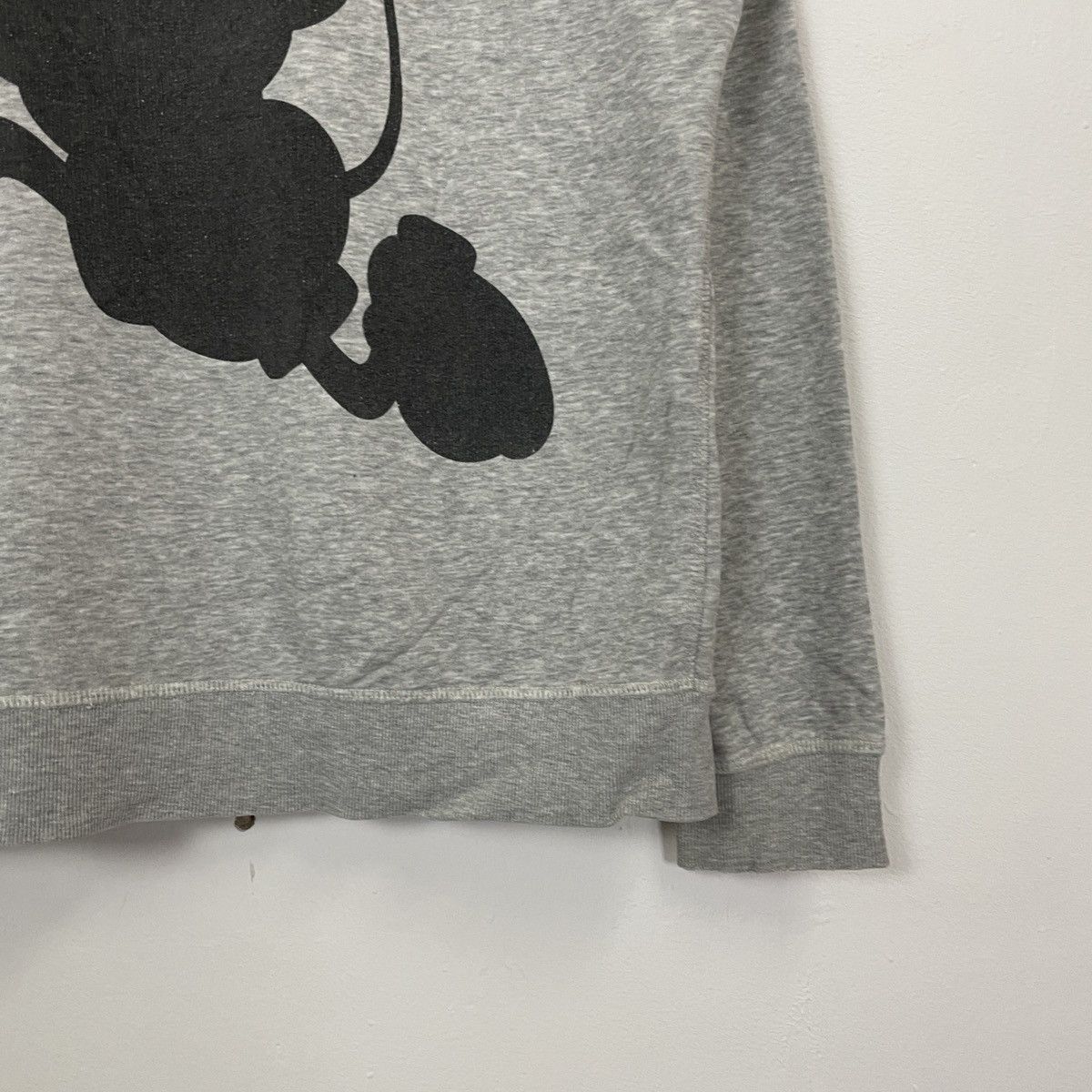 Disney Vintage Mickey Mouse Miror Print Thrashed Sweatshirt Size US M / EU 48-50 / 2 - 7 Thumbnail