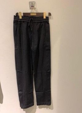 o1w1db10623 Jogger in Black