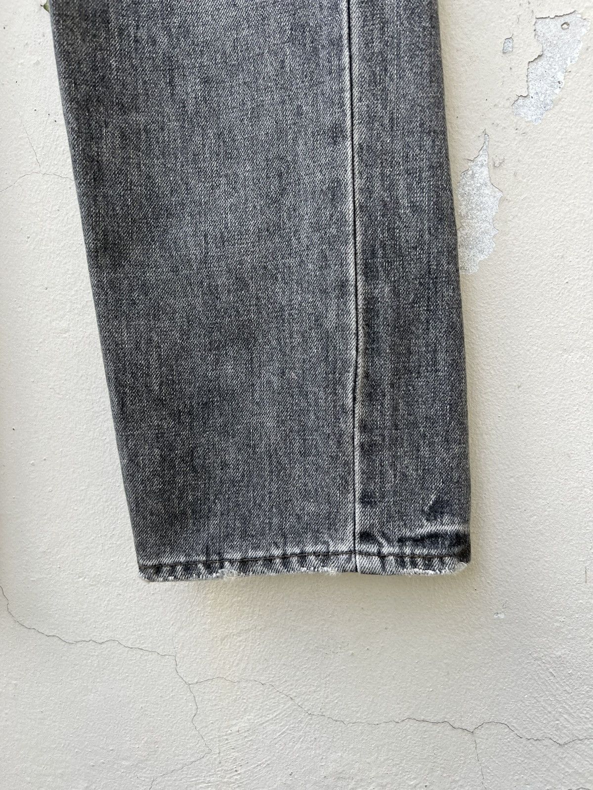 Lounge Lizard Vintage Lounge Lizard Distress Fade Black Denim Jeans Size US 31 - 14 Thumbnail