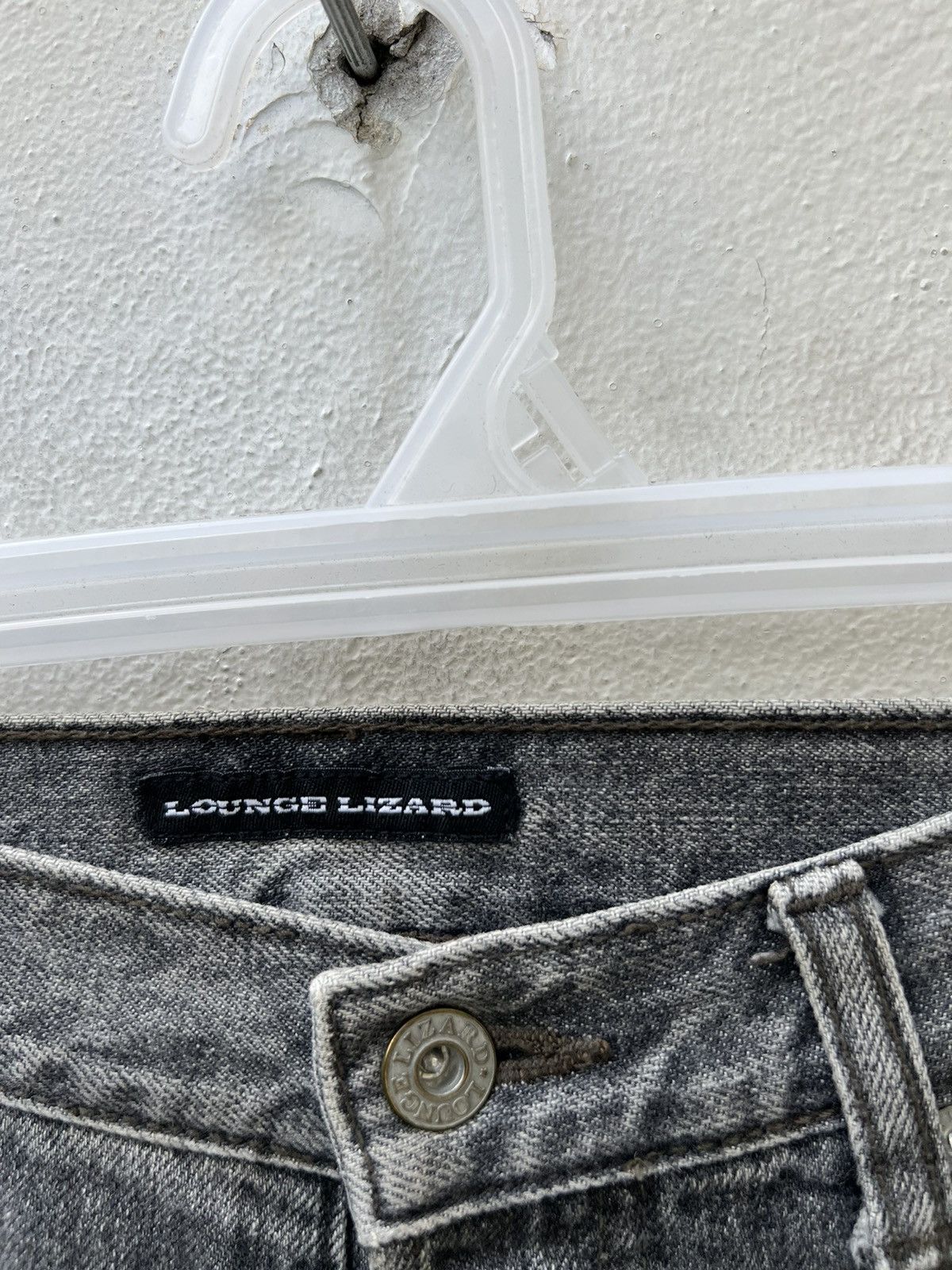 Lounge Lizard Vintage Lounge Lizard Distress Fade Black Denim Jeans Size US 31 - 8 Thumbnail