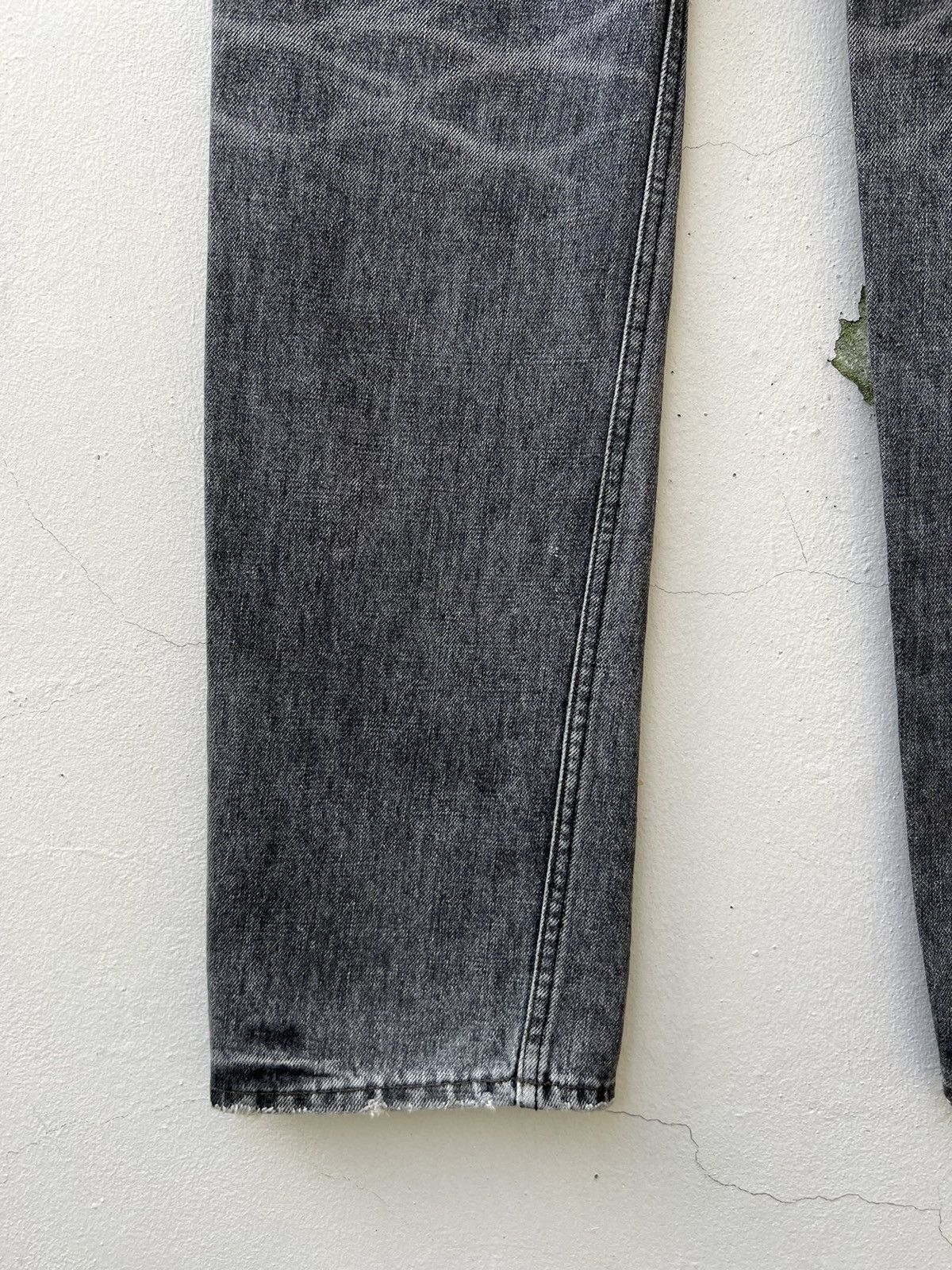 Lounge Lizard Vintage Lounge Lizard Distress Fade Black Denim Jeans Size US 31 - 17 Thumbnail
