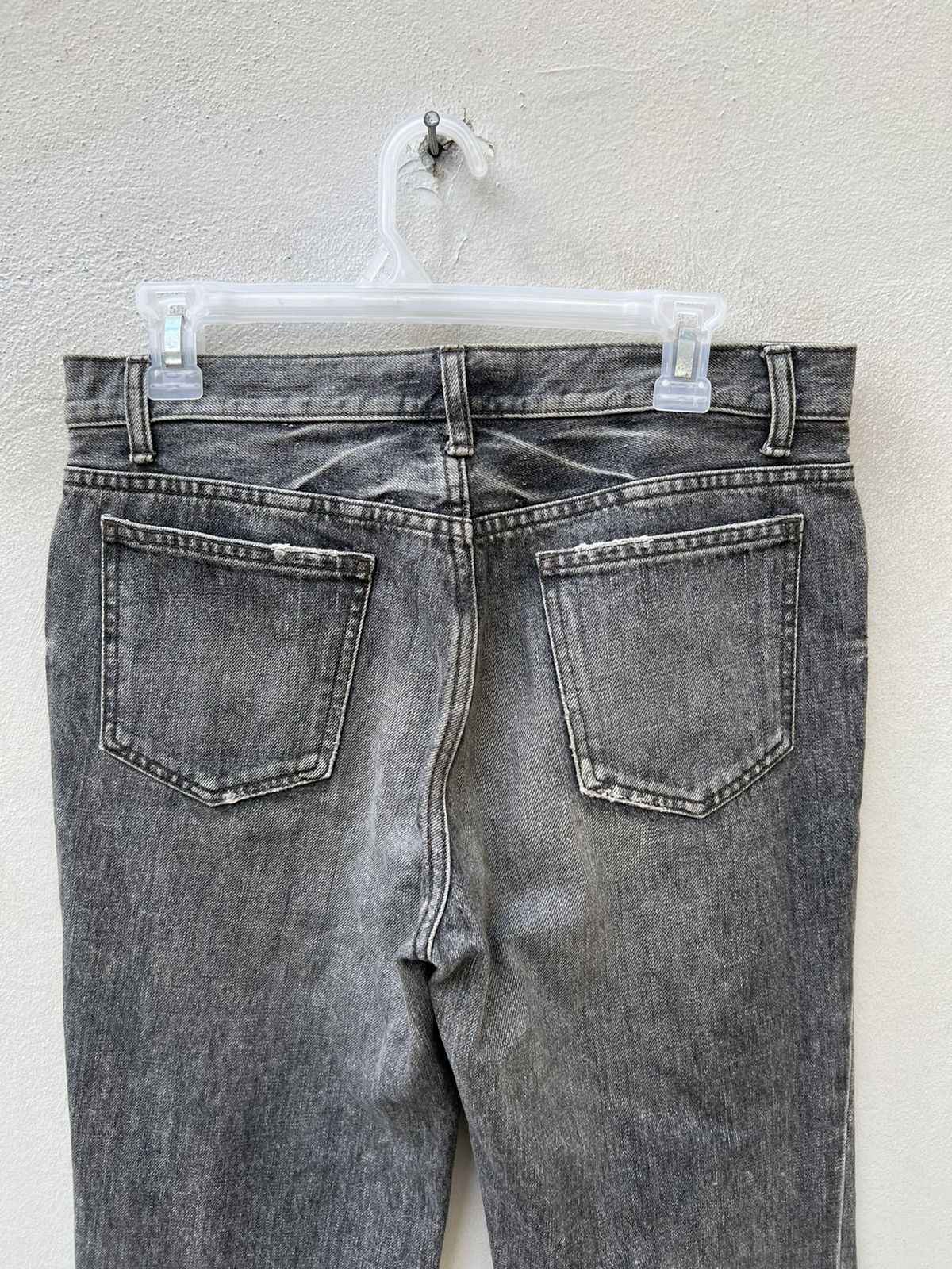 Lounge Lizard Vintage Lounge Lizard Distress Fade Black Denim Jeans Size US 31 - 16 Thumbnail