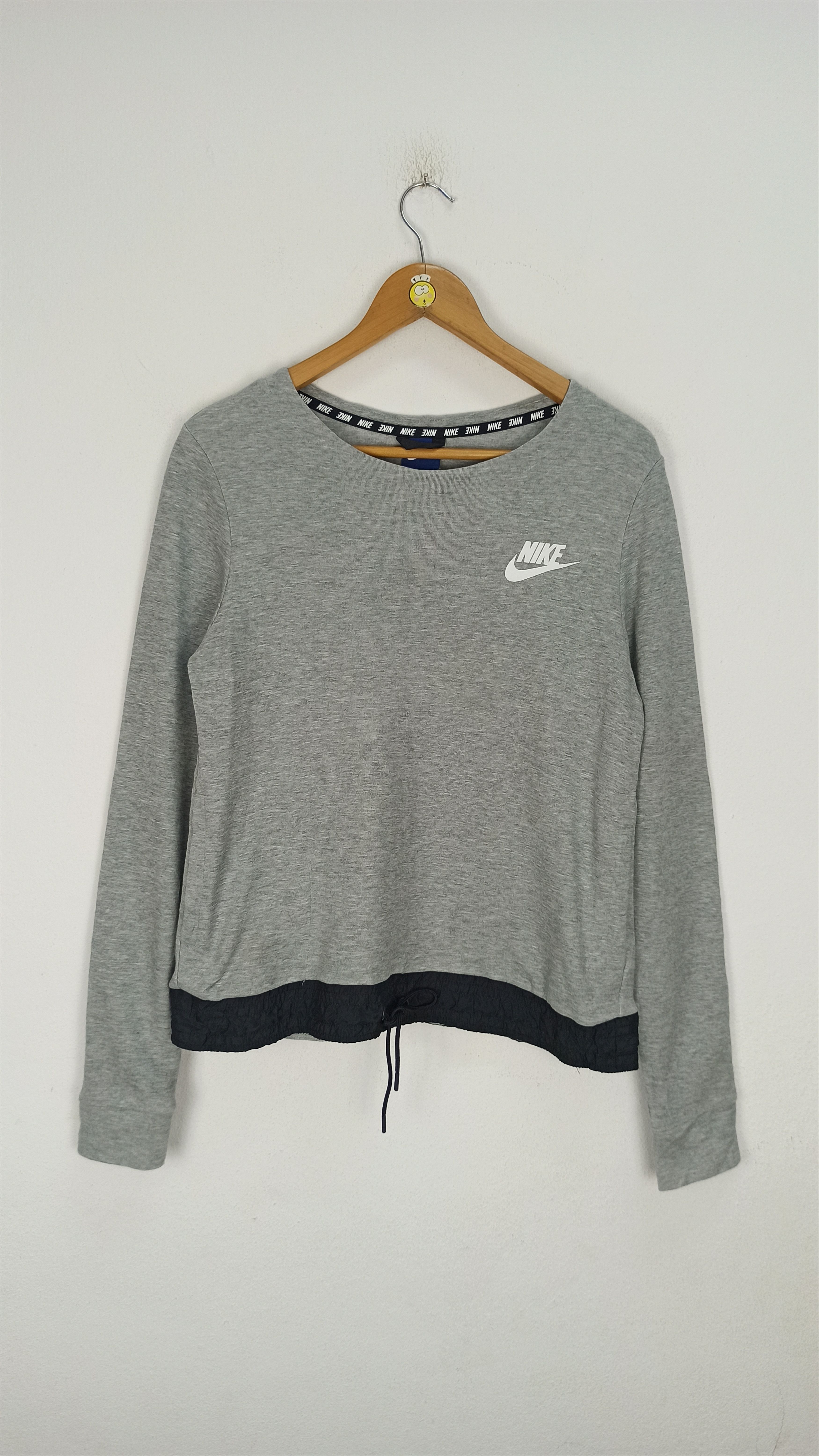 Nike Nike Sweatshirt Large Size (For women) Size ONE SIZE - 1 Thumbnail