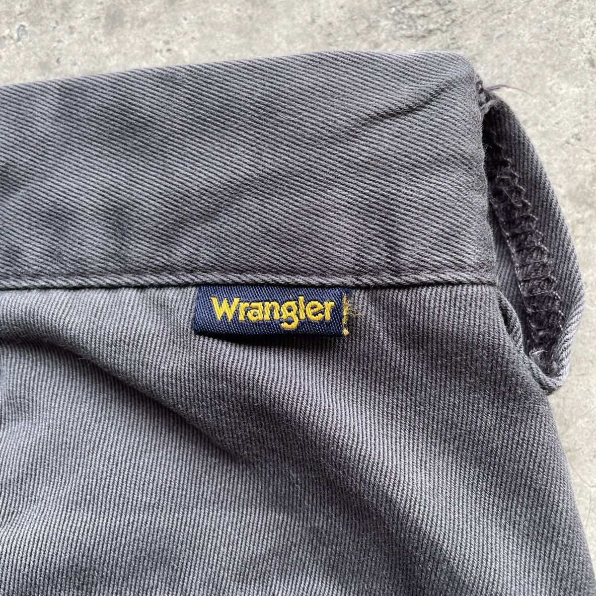 Vintage × Wrangler W33x31⚡️ Vintage Wrangler Faded Grey Trousers Casual Pants Size US 33 - 9 Thumbnail