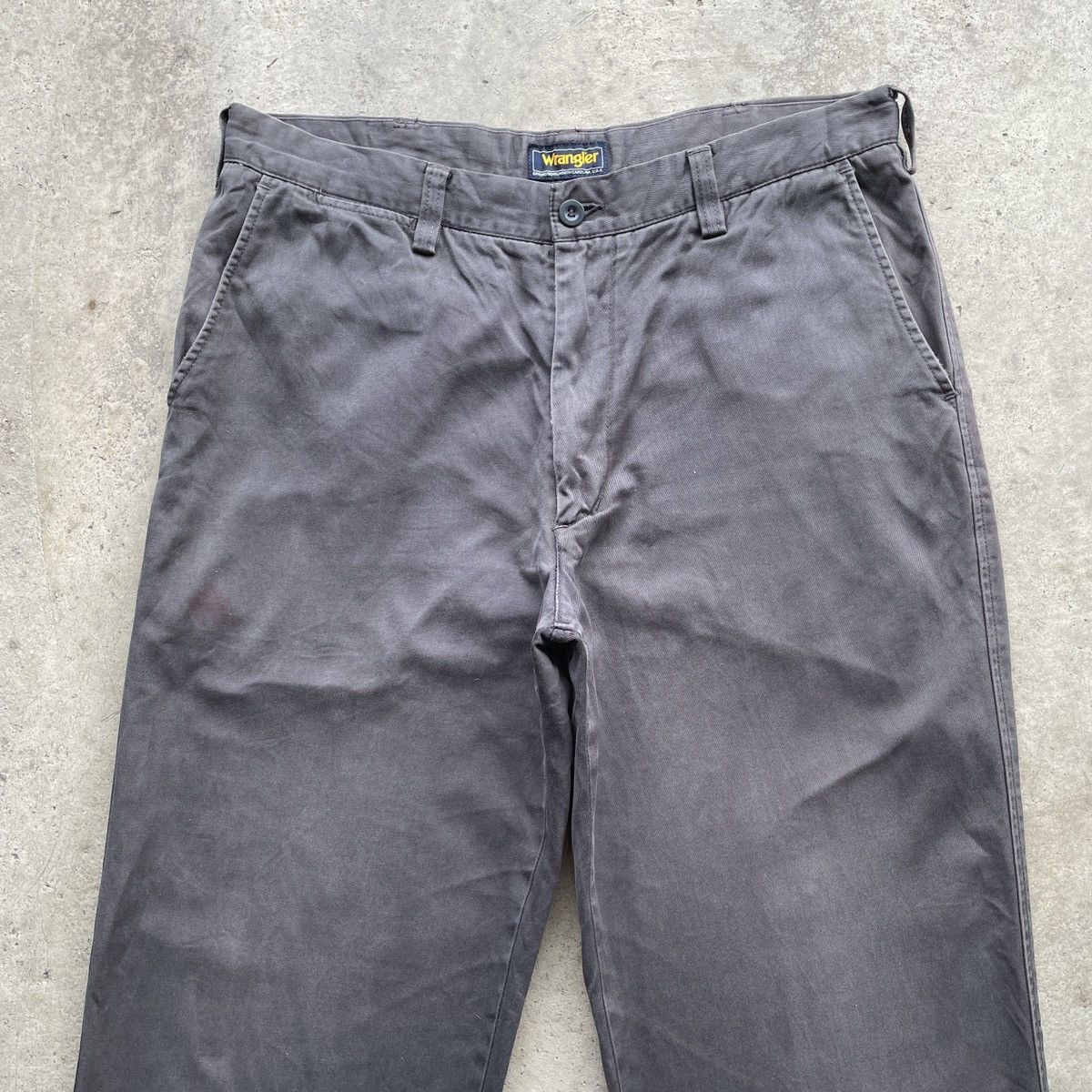 Vintage × Wrangler W33x31⚡️ Vintage Wrangler Faded Grey Trousers Casual Pants Size US 33 - 2 Thumbnail