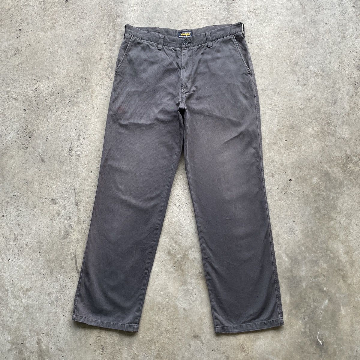 Vintage × Wrangler W33x31⚡️ Vintage Wrangler Faded Grey Trousers Casual Pants Size US 33 - 1 Thumbnail