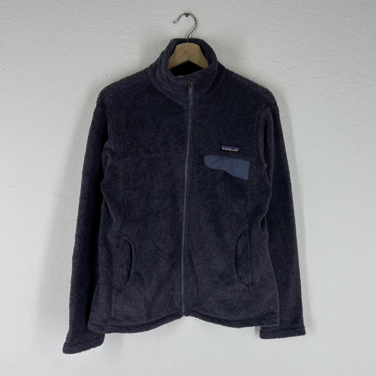 Patagonia VINTAGE FLEECE JACKET PATAGONIA WOMAN WEARS Size US M / EU 48-50 / 2 - 1 Thumbnail
