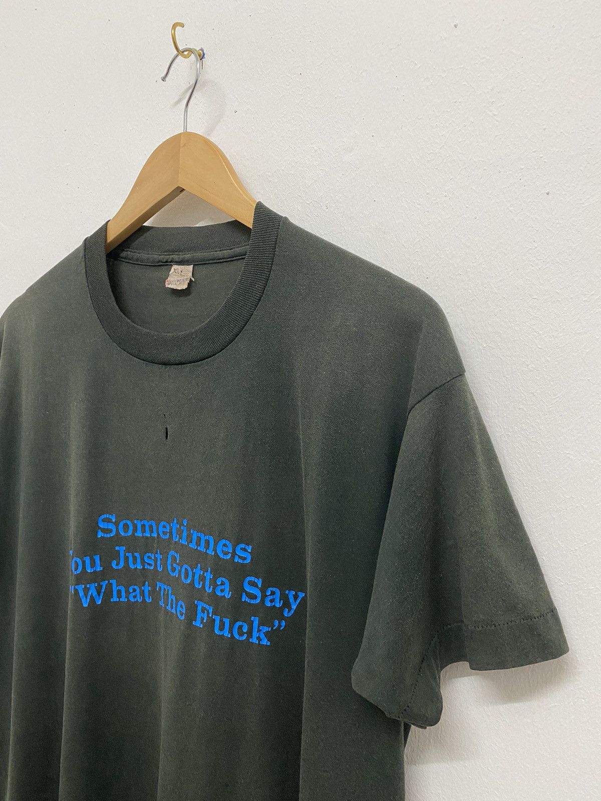 Vintage 80s Vintage Distressed WTF “what the fuck” Single Sticth tee Size US XL / EU 56 / 4 - 4 Thumbnail