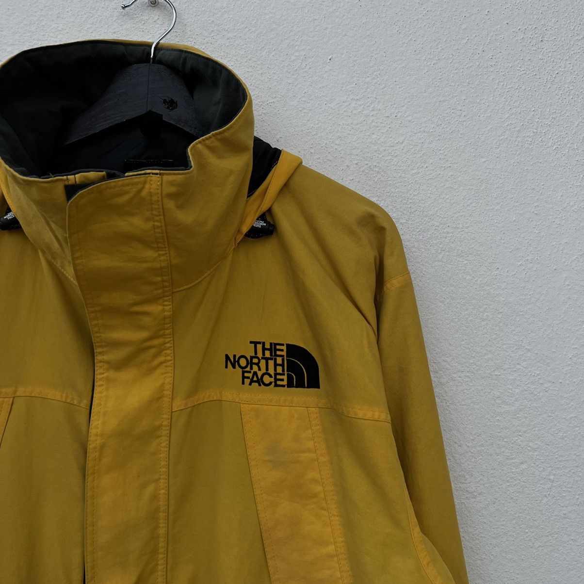 The North Face VERY RARE COLOUR THE NORTH FACE SURVIVAL JACKET Size US M / EU 48-50 / 2 - 4 Thumbnail