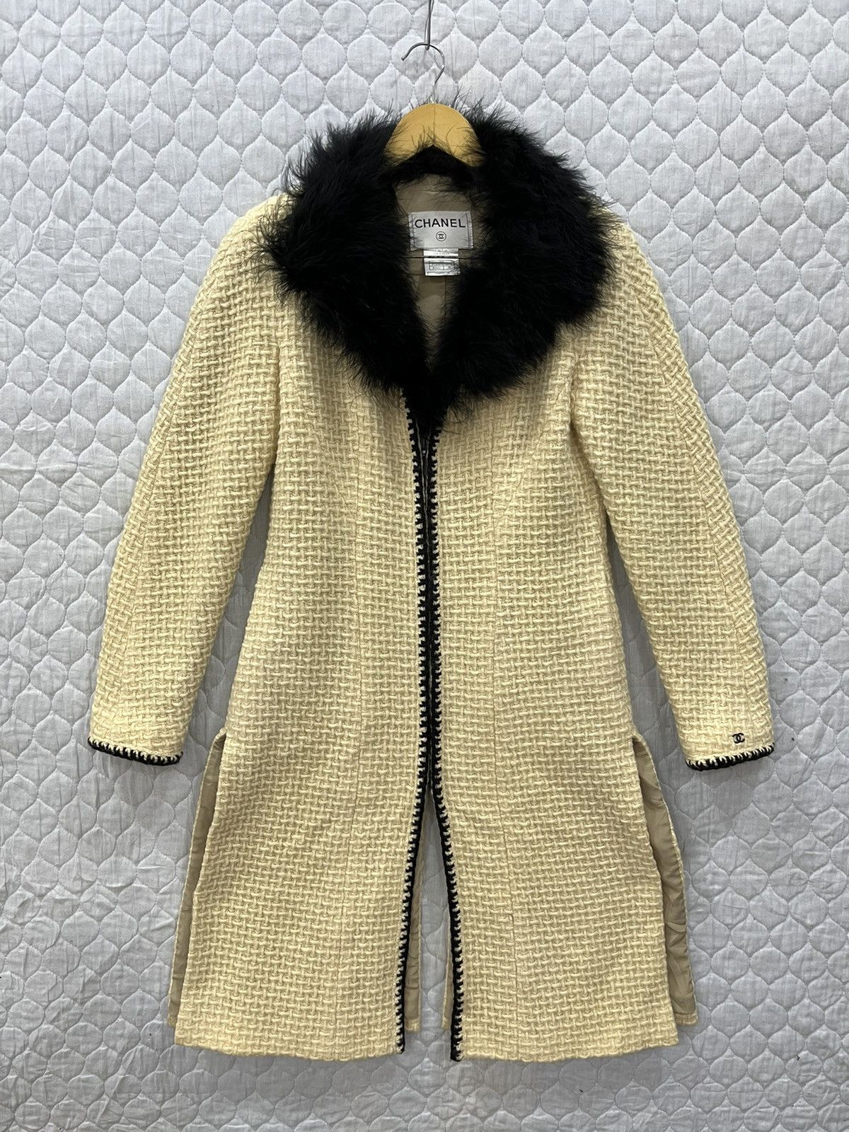 Chanel (T). CHANEL TWEED JACKET Size S / US 4 / IT 40 - 2 Thumbnail