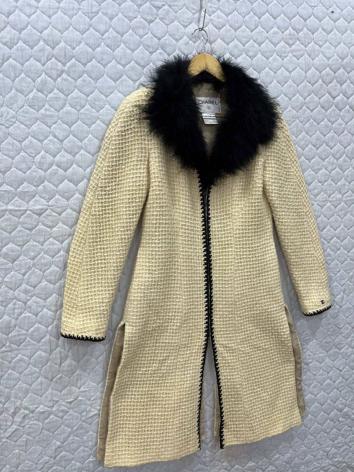 Chanel (T). CHANEL TWEED JACKET Size S / US 4 / IT 40 - 4 Thumbnail
