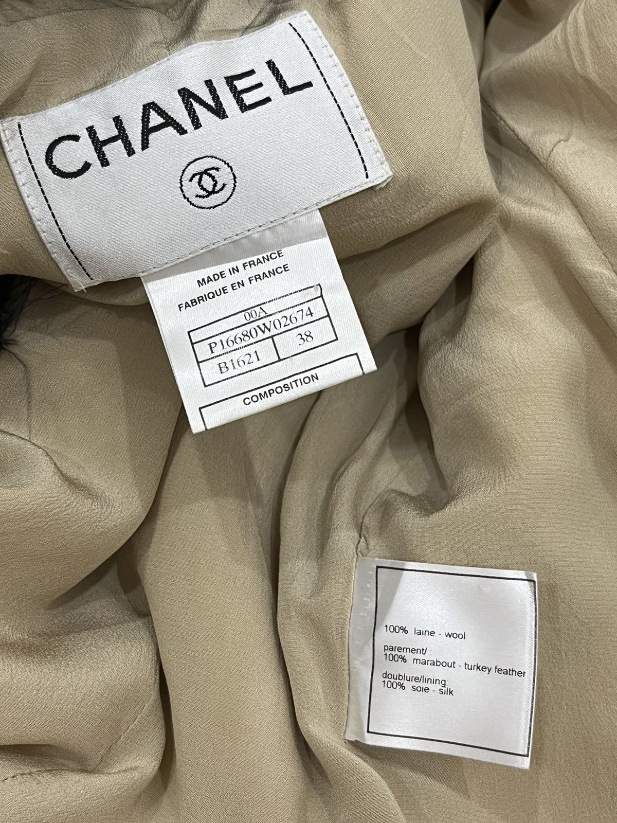 Chanel (T). CHANEL TWEED JACKET Size S / US 4 / IT 40 - 11 Thumbnail