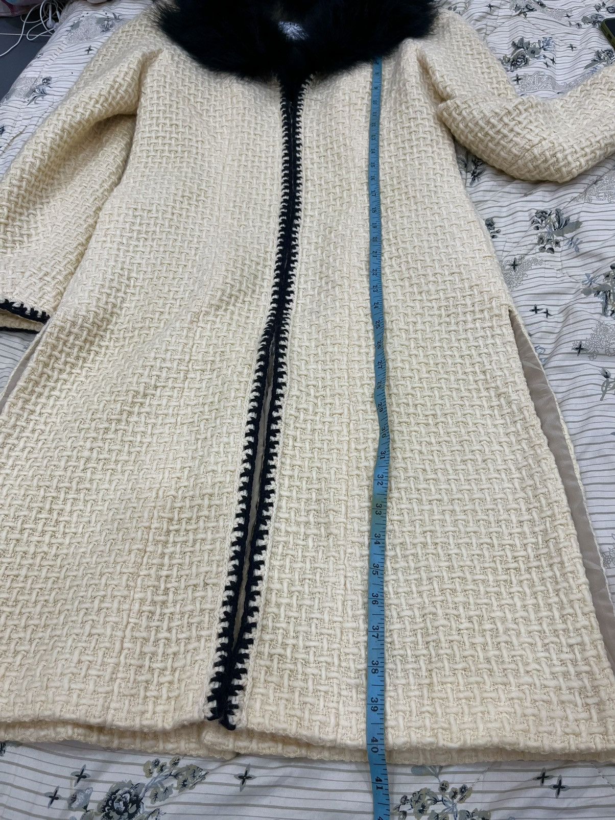 Chanel (T). CHANEL TWEED JACKET Size S / US 4 / IT 40 - 16 Thumbnail