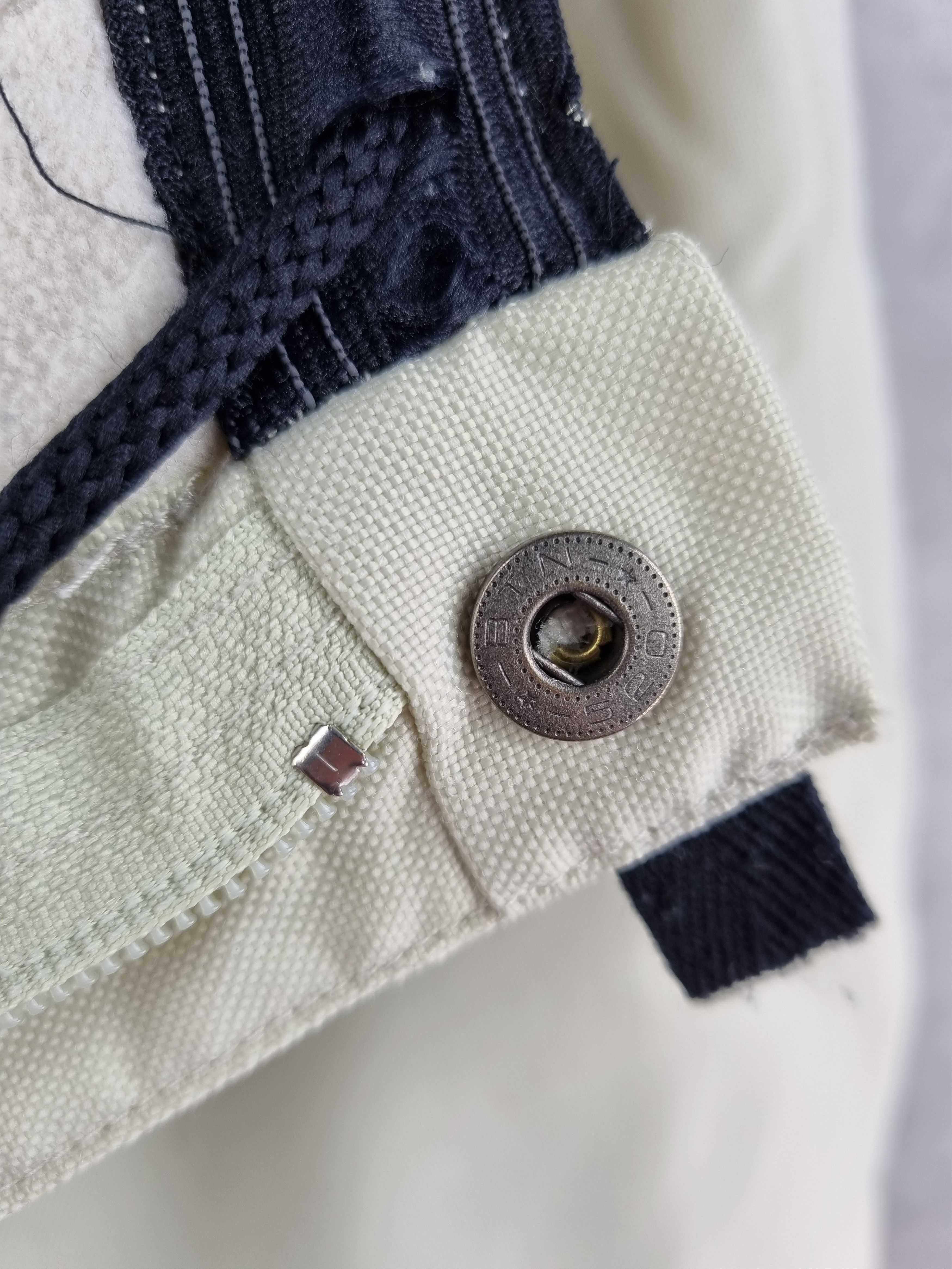 Nike × Vintage 90s NIKE Technical Nylon Ski Snowboarding Pants Size US 33 - 9 Thumbnail