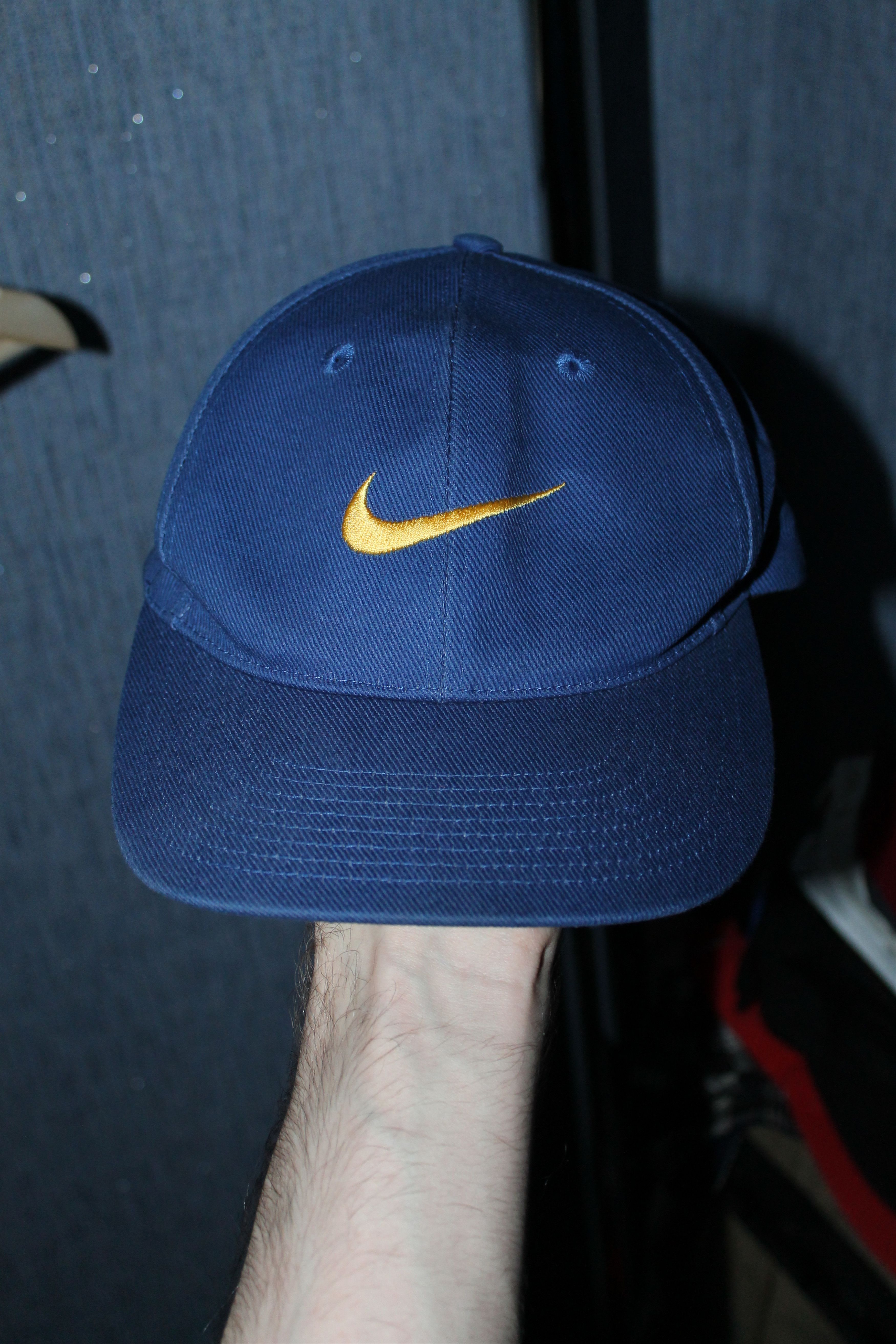 vintage nike swoosh cap