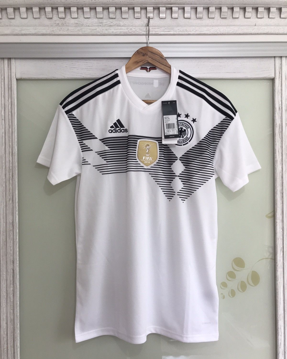 Adidas Germany 2018-2019 Home Soccer Jersey Football Kit Shirt Size US S / EU 44-46 / 1 - 1 Thumbnail