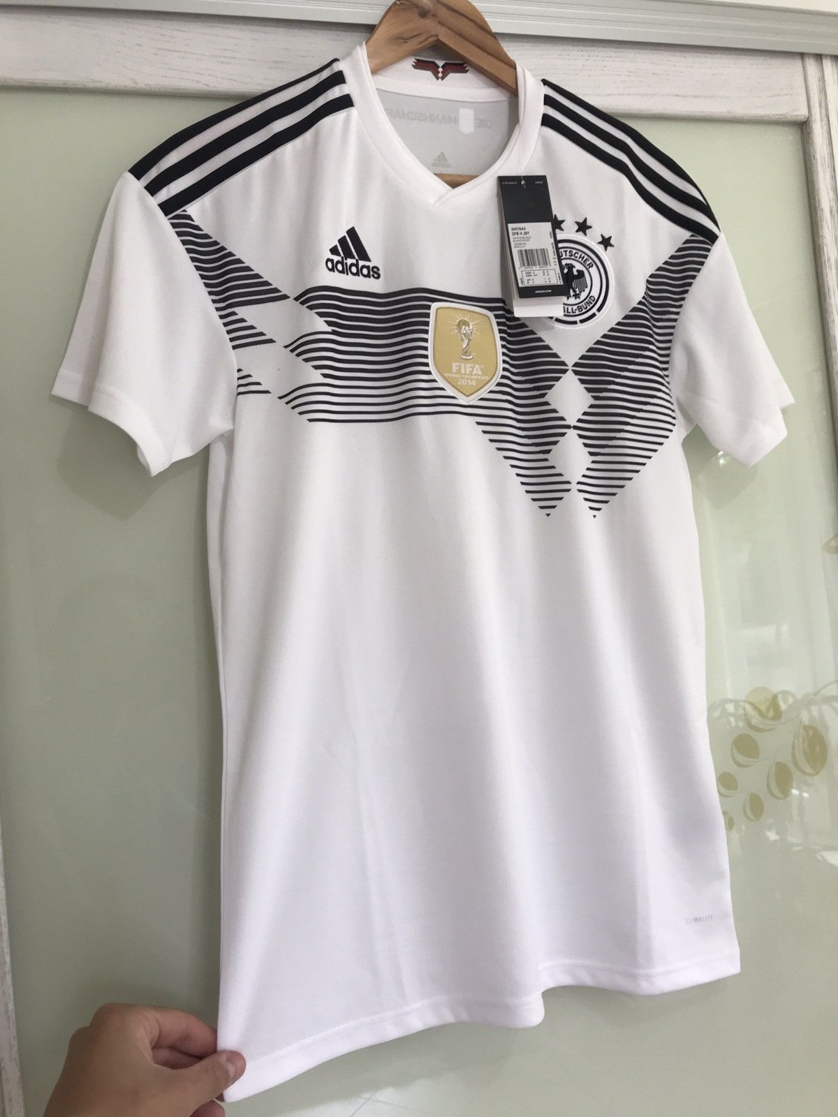 Adidas Germany 2018-2019 Home Soccer Jersey Football Kit Shirt Size US S / EU 44-46 / 1 - 2 Thumbnail