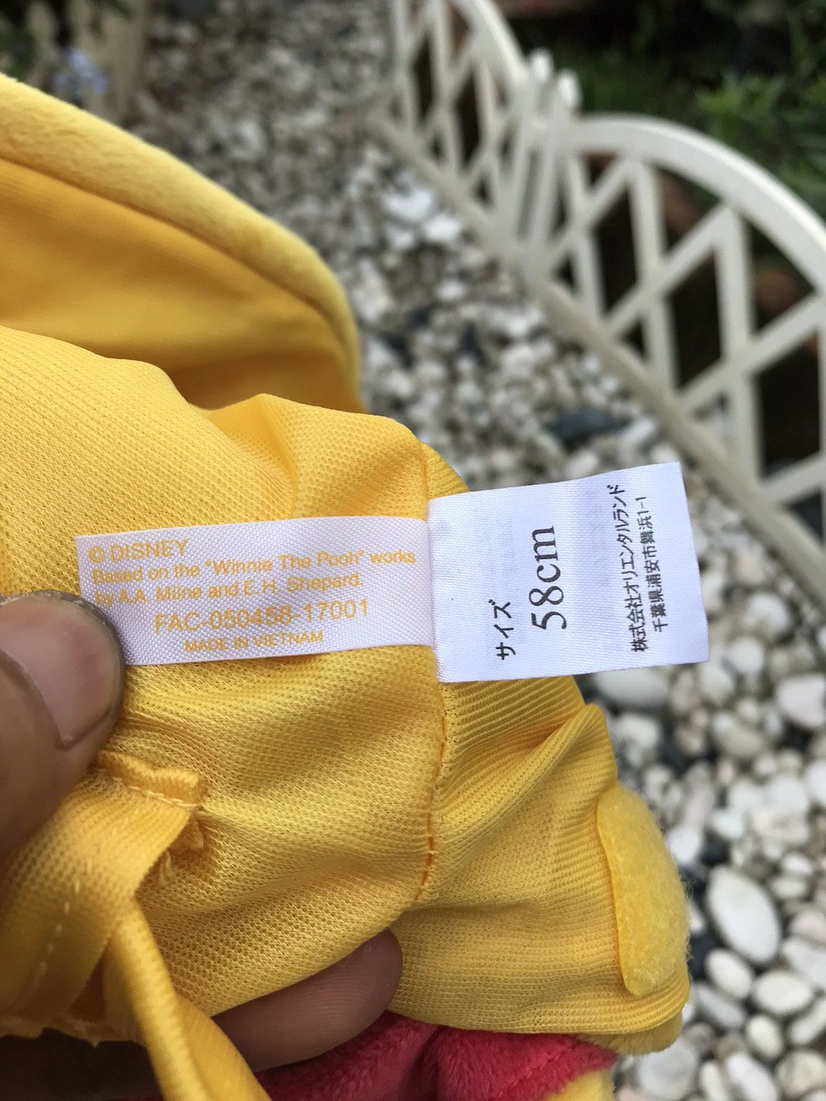 Disney × Japanese Brand AUTHENTIC WINNIE THE POOH WITH PLUSH BODY CAP HAT Size ONE SIZE - 12 Thumbnail