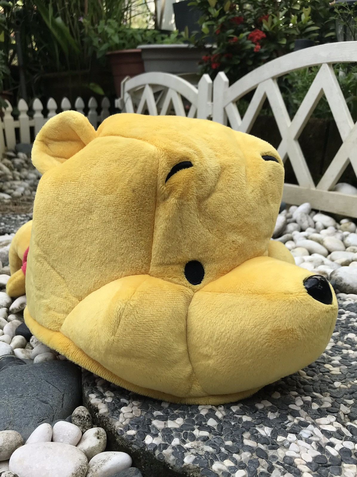 Disney × Japanese Brand AUTHENTIC WINNIE THE POOH WITH PLUSH BODY CAP HAT Size ONE SIZE - 6 Thumbnail