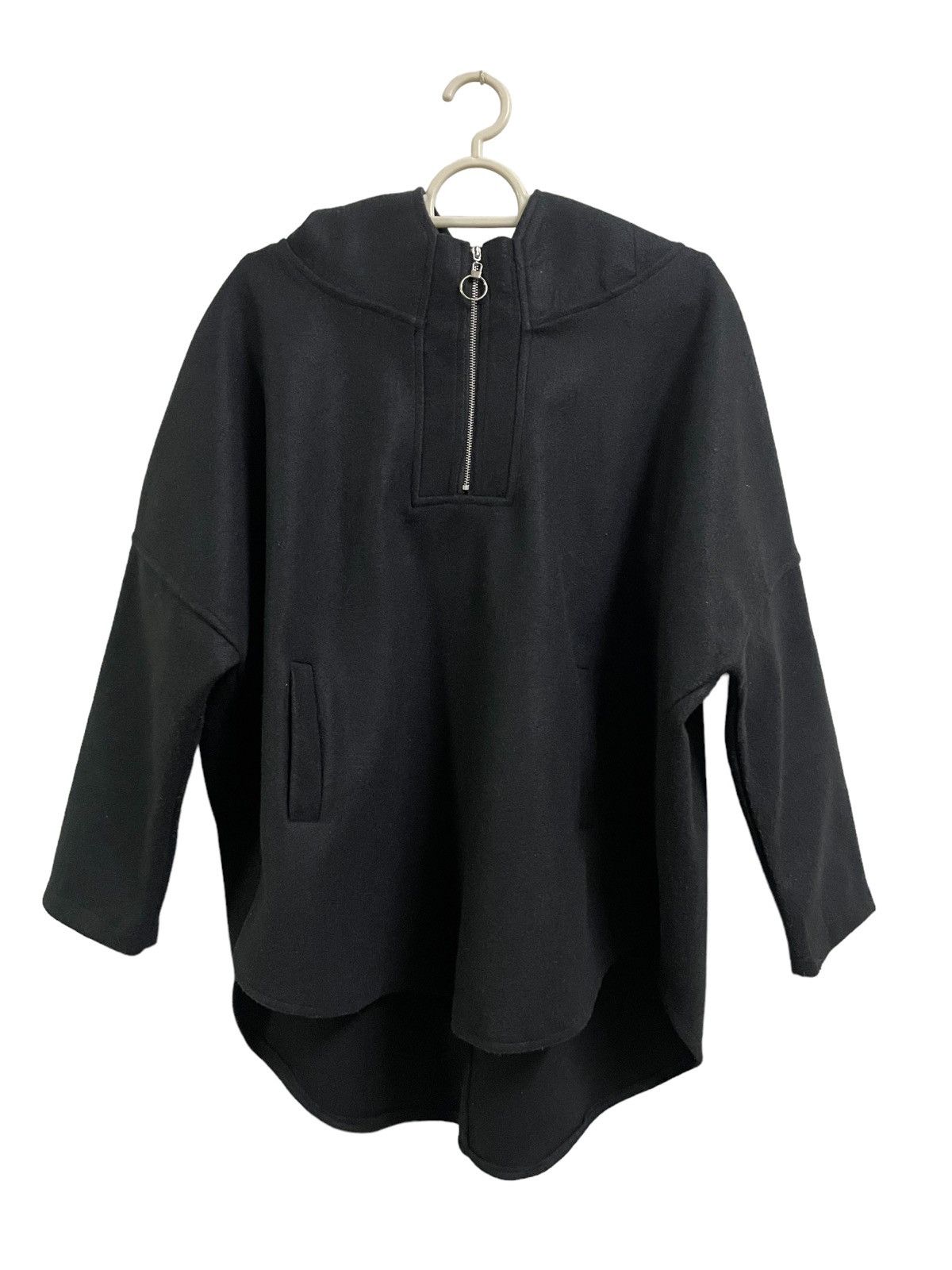 Japanese Brand Japanese Brand Oversize Round Shape Style Baggy Hoodie Size L / US 10 / IT 46 - 13 Thumbnail