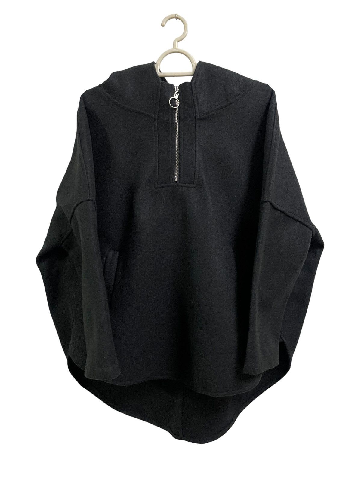 Japanese Brand Japanese Brand Oversize Round Shape Style Baggy Hoodie Size L / US 10 / IT 46 - 14 Thumbnail