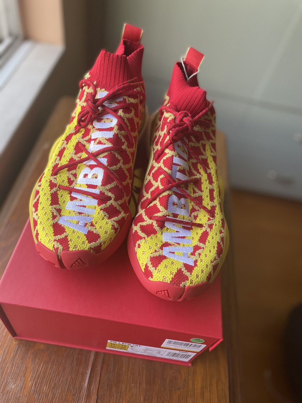 Adidas × Pharrell Pharrell Williams X Adidas Crazy BYW Chinese New Year Size US 10.5 / EU 43-44 - 4 Thumbnail
