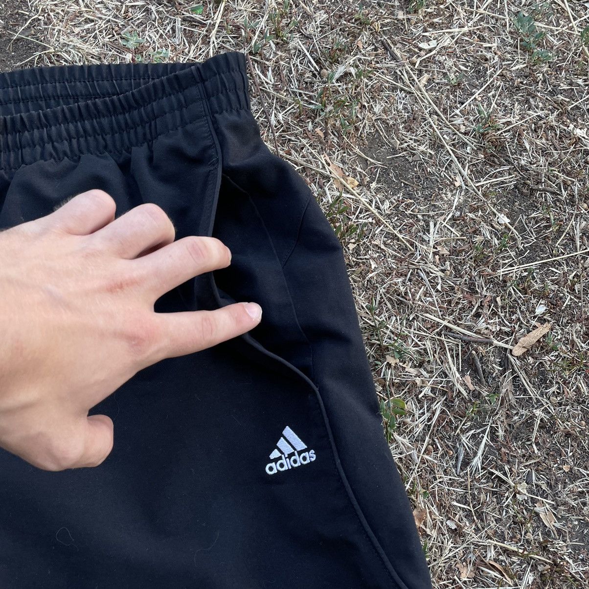 Vintage Vintage 90s Adidas Nylon Shorts Navy Streetwear Jogger 34 Size US 34 / EU 50 - 5 Thumbnail
