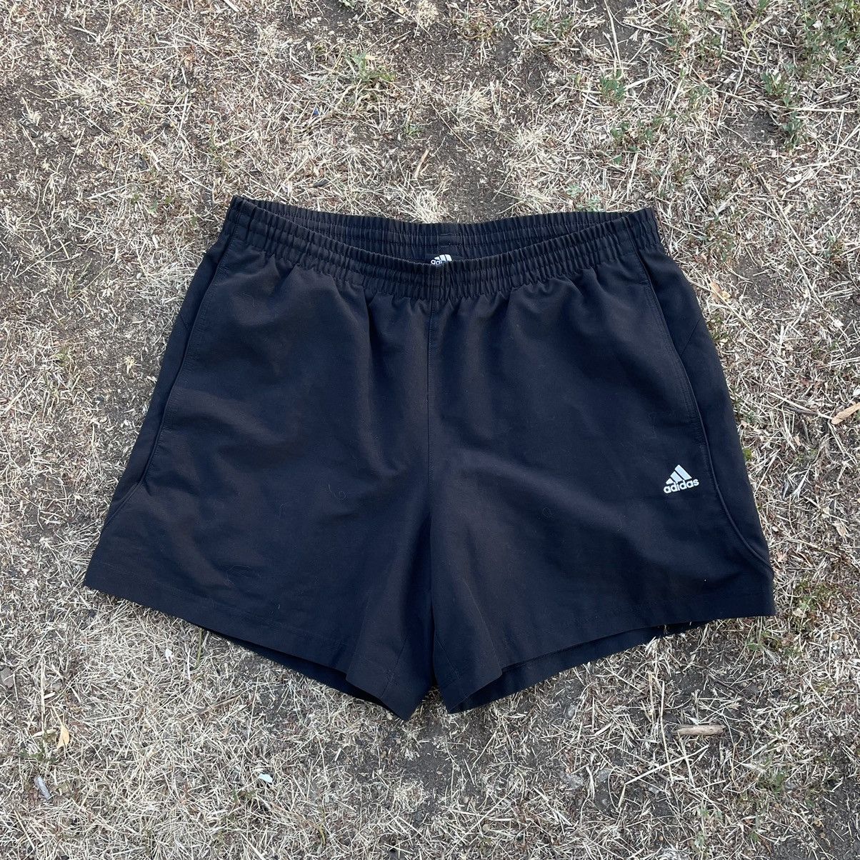 Vintage Vintage 90s Adidas Nylon Shorts Navy Streetwear Jogger 34 Size US 34 / EU 50 - 1 Thumbnail
