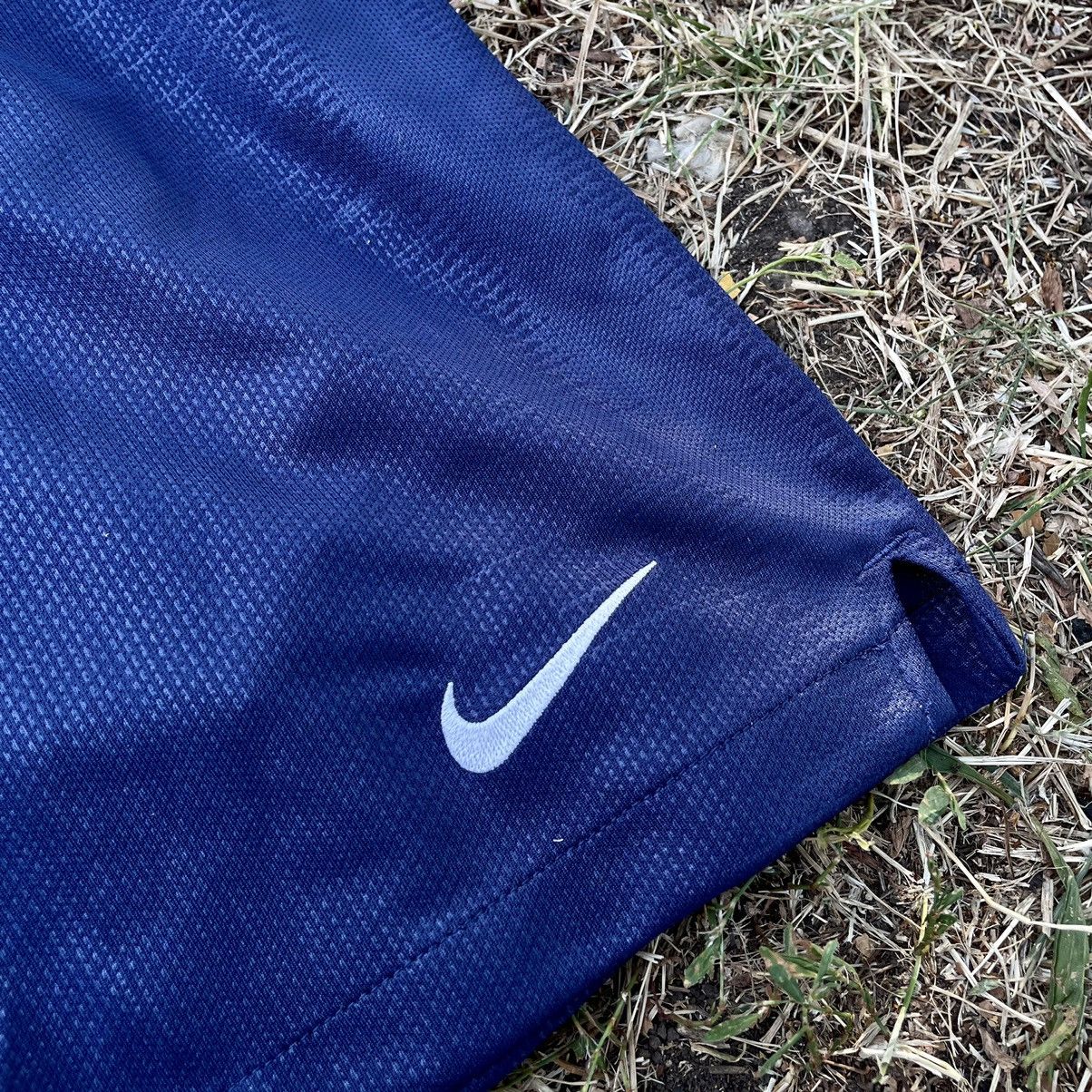 Nike Vintage Y2K Nike Paris Swoosh Logo Shorts Streetwear Size US 30 / EU 46 - 5 Thumbnail
