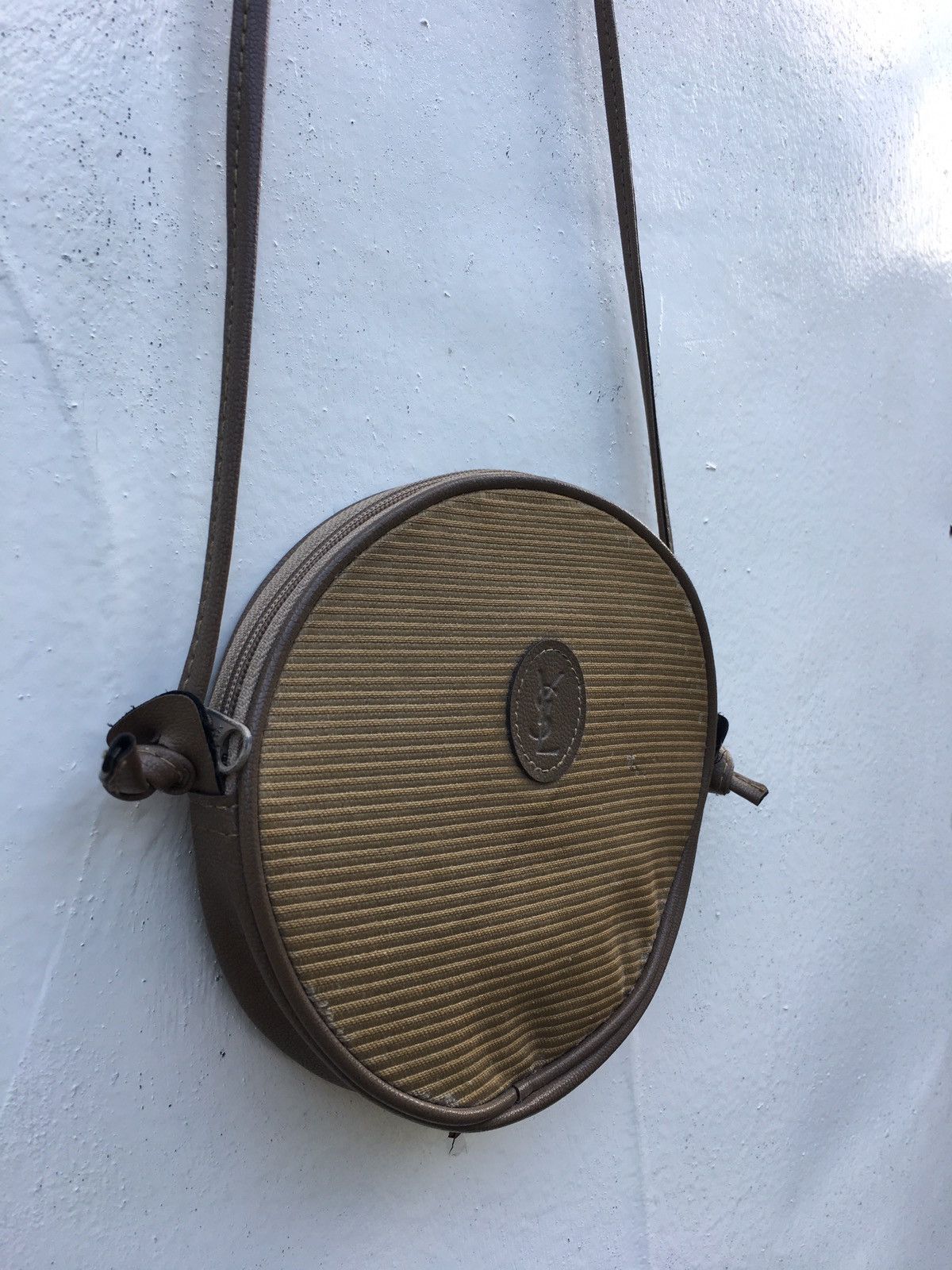 Yves Saint Laurent Rare Vintage Yves Saint Laurent Sling Bag Size ONE SIZE - 2 Thumbnail