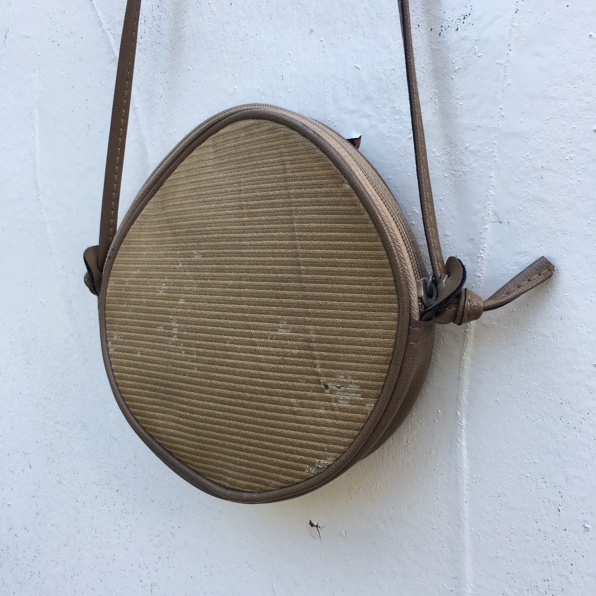 Yves Saint Laurent Rare Vintage Yves Saint Laurent Sling Bag Size ONE SIZE - 15 Thumbnail