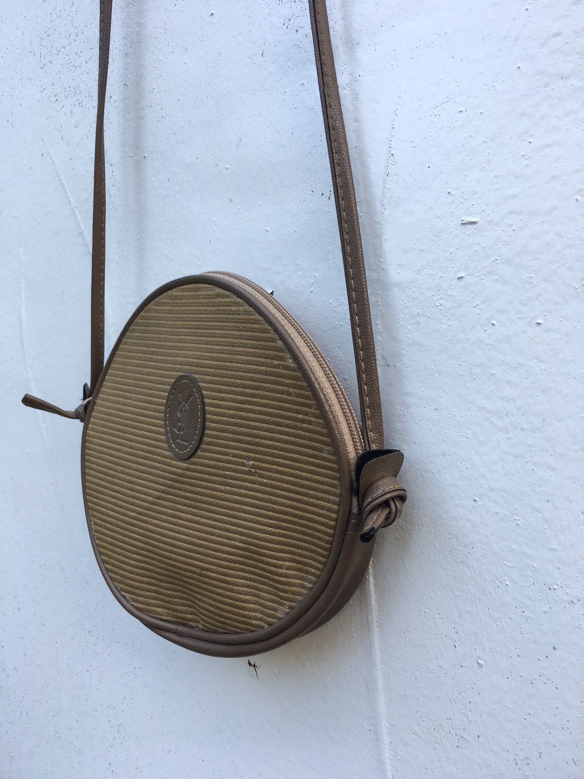 Yves Saint Laurent Rare Vintage Yves Saint Laurent Sling Bag Size ONE SIZE - 3 Thumbnail